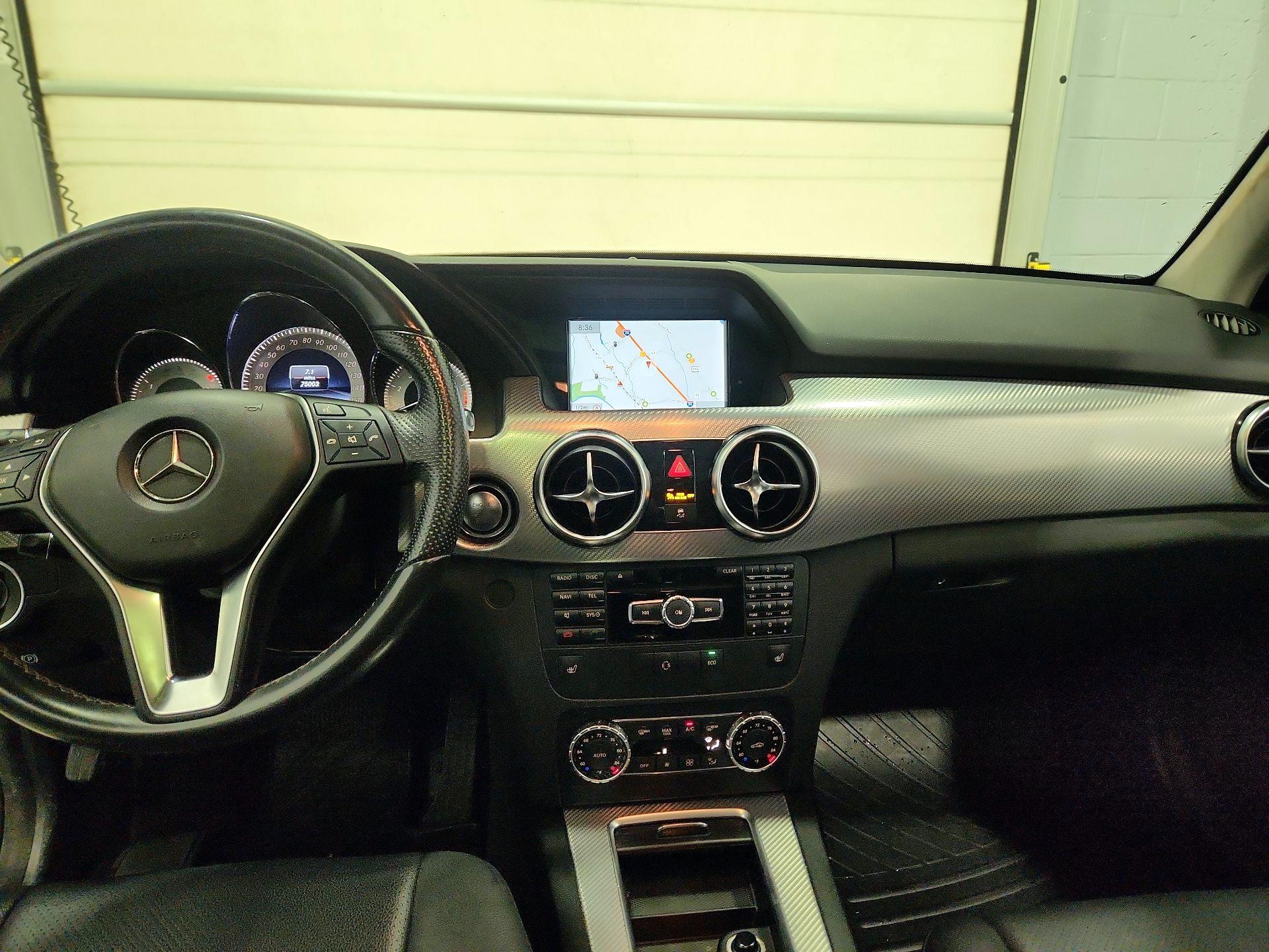 Thumbnail: 2015 Mercedes-Benz GLK - 9