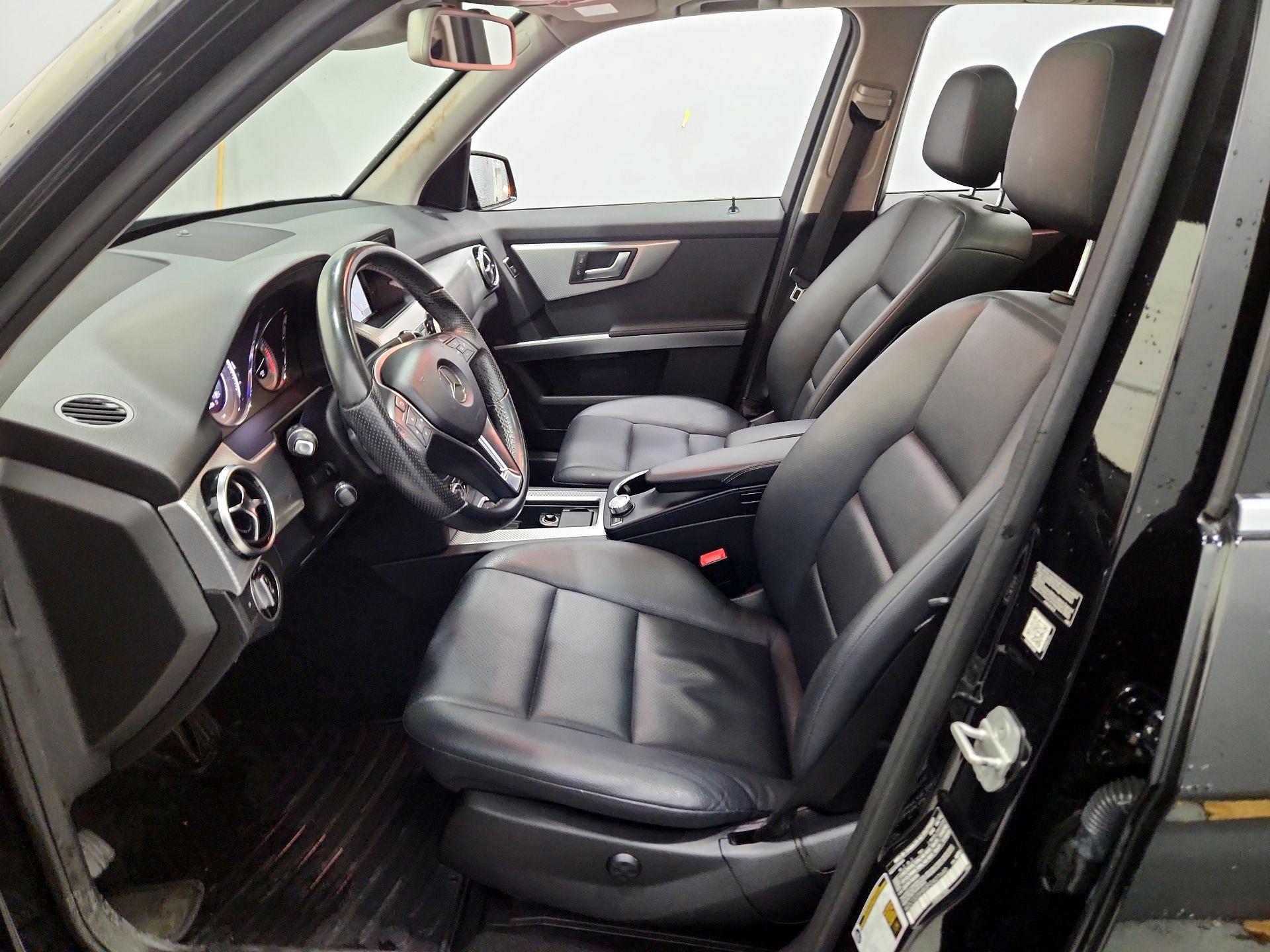 Thumbnail: 2015 Mercedes-Benz GLK - 11