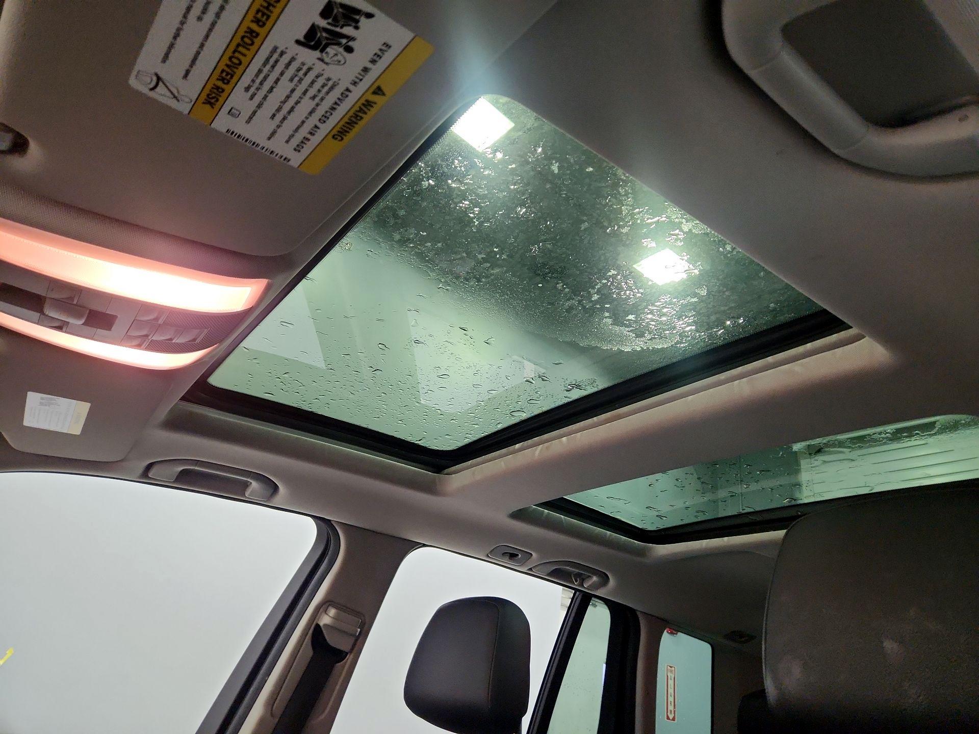 Thumbnail: 2015 Mercedes-Benz GLK - 20