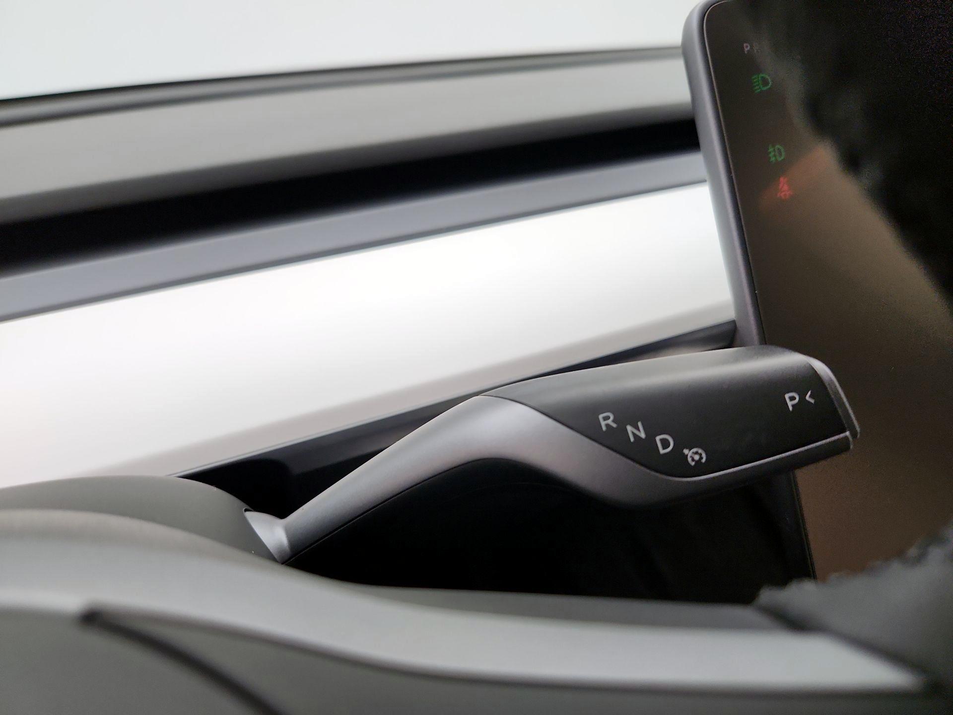 Thumbnail: 2022 Tesla Model Y - 16