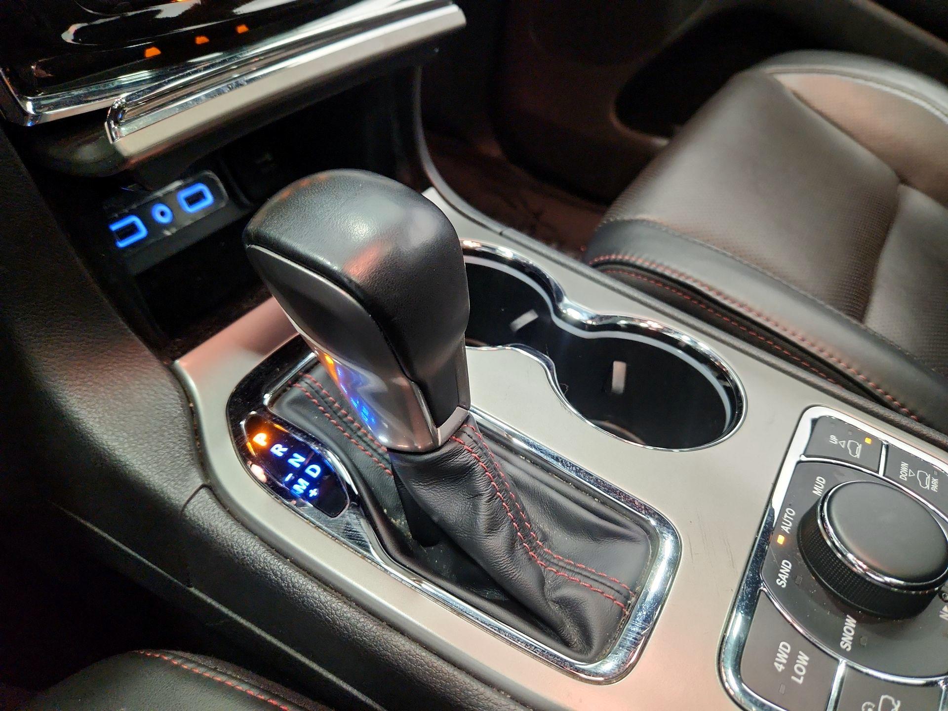 Thumbnail: 2021 Jeep Grand Cherokee - 18