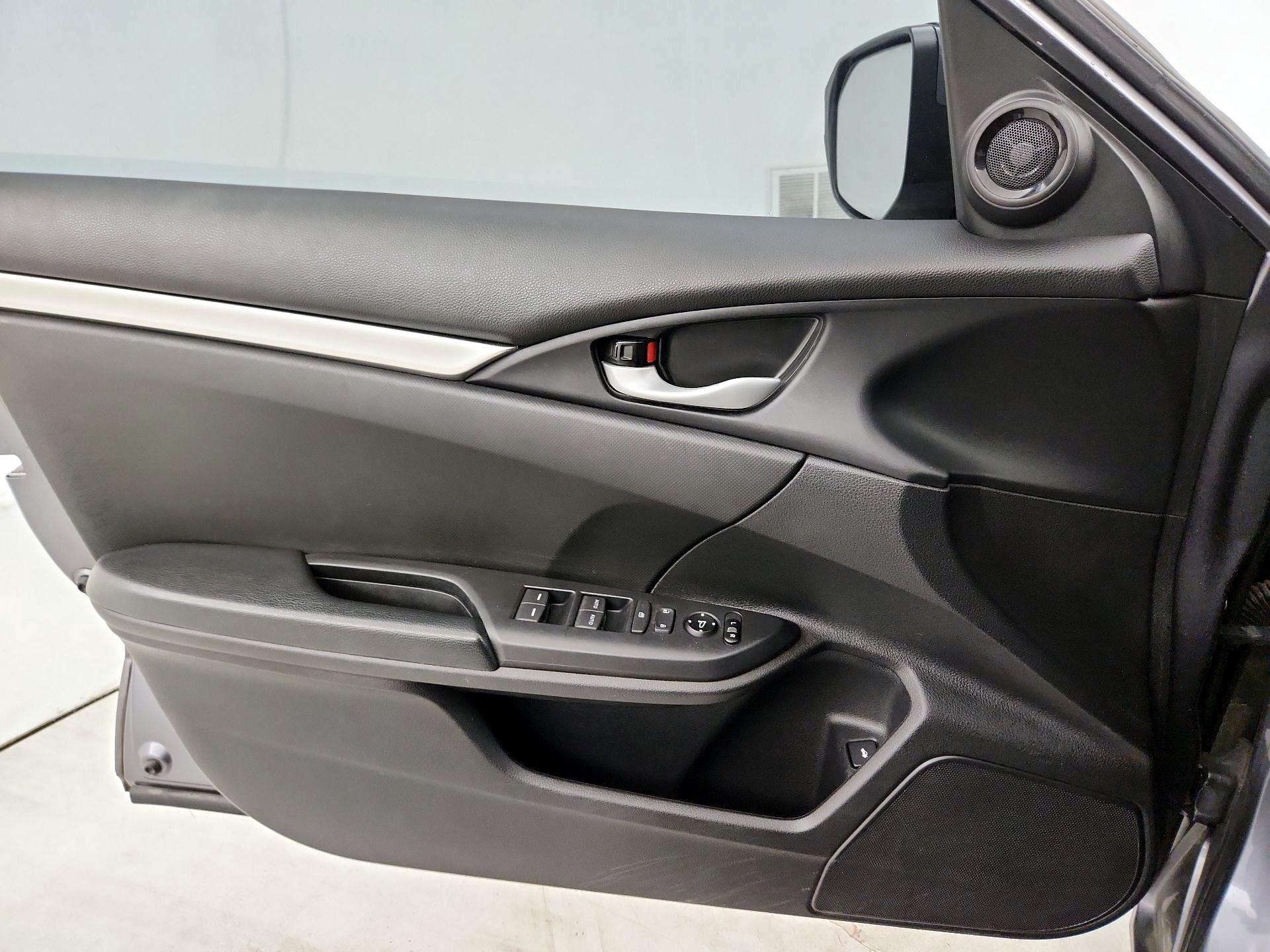 Thumbnail: 2020 Honda Civic - 10