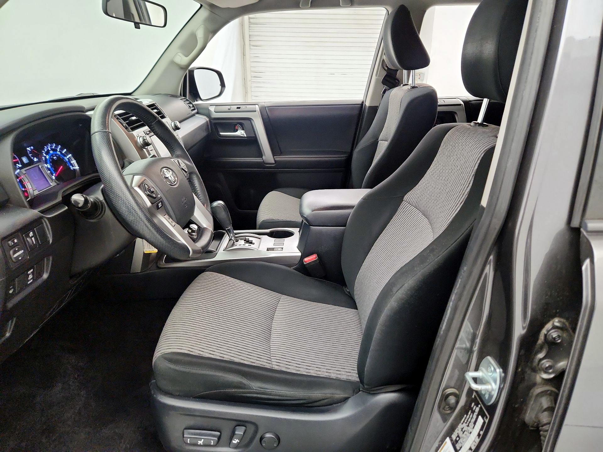 Thumbnail: 2017 Toyota 4Runner - 11