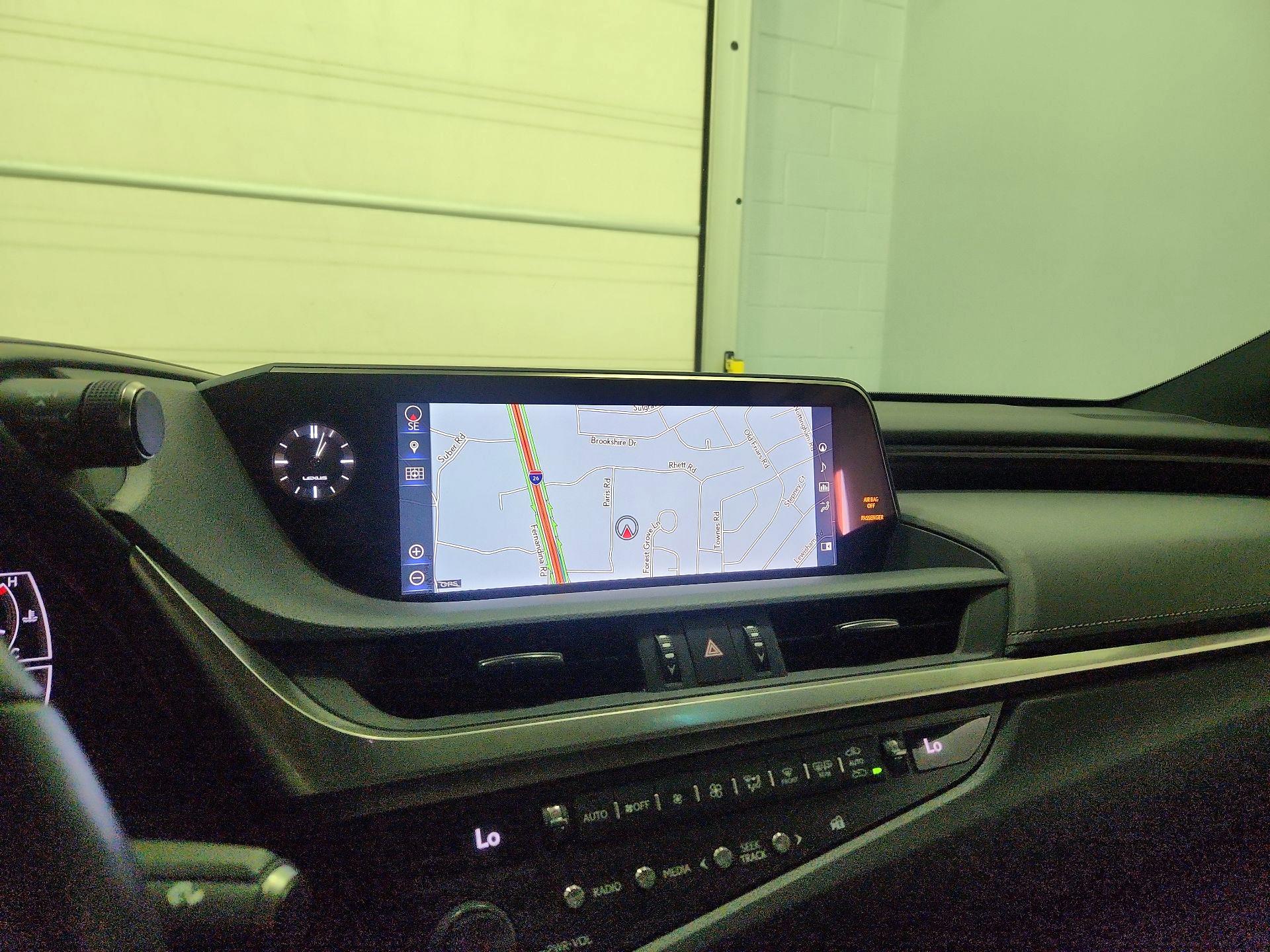 Thumbnail: 2019 Lexus ES - 14