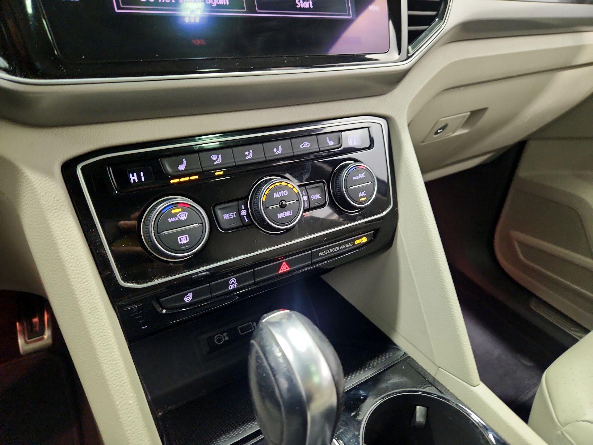 Thumbnail: 2019 Volkswagen Atlas - 17