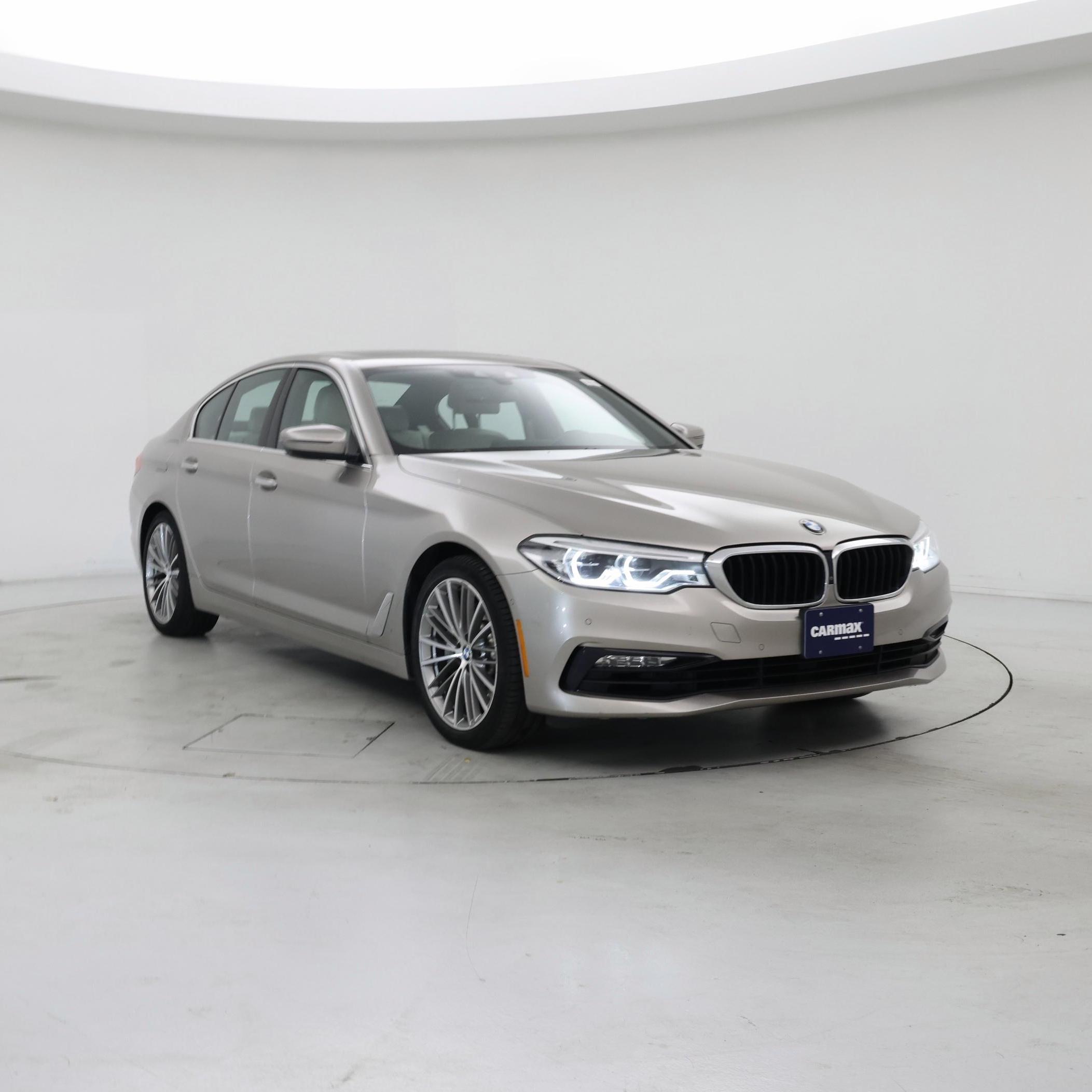 2017 BMW 5 Series 540i Sedan RWD