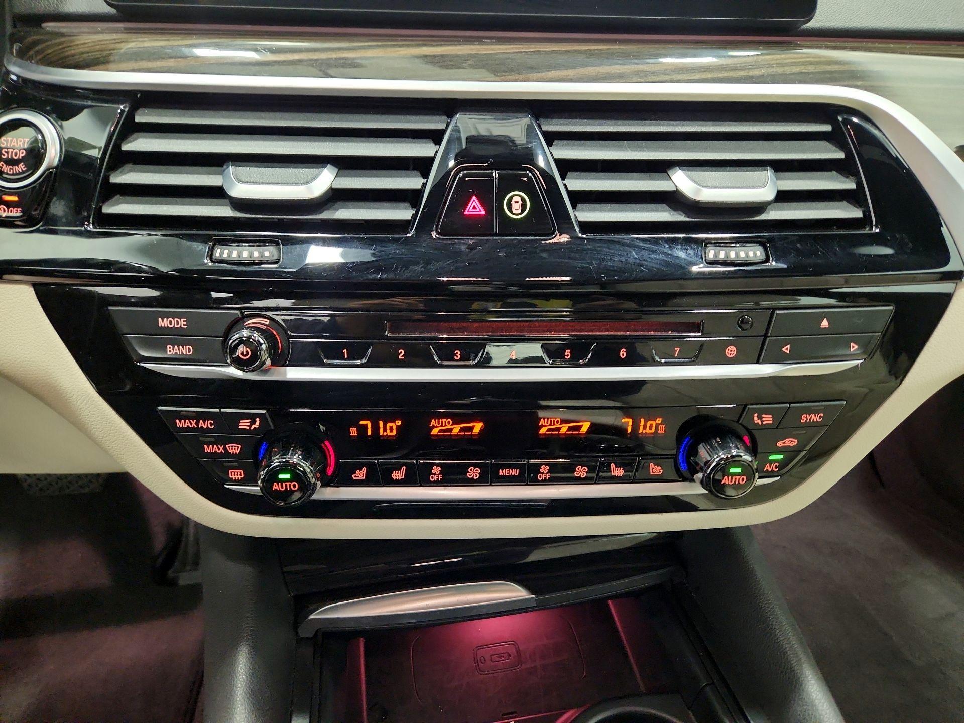 Thumbnail: 2017 BMW 5 Series - 16