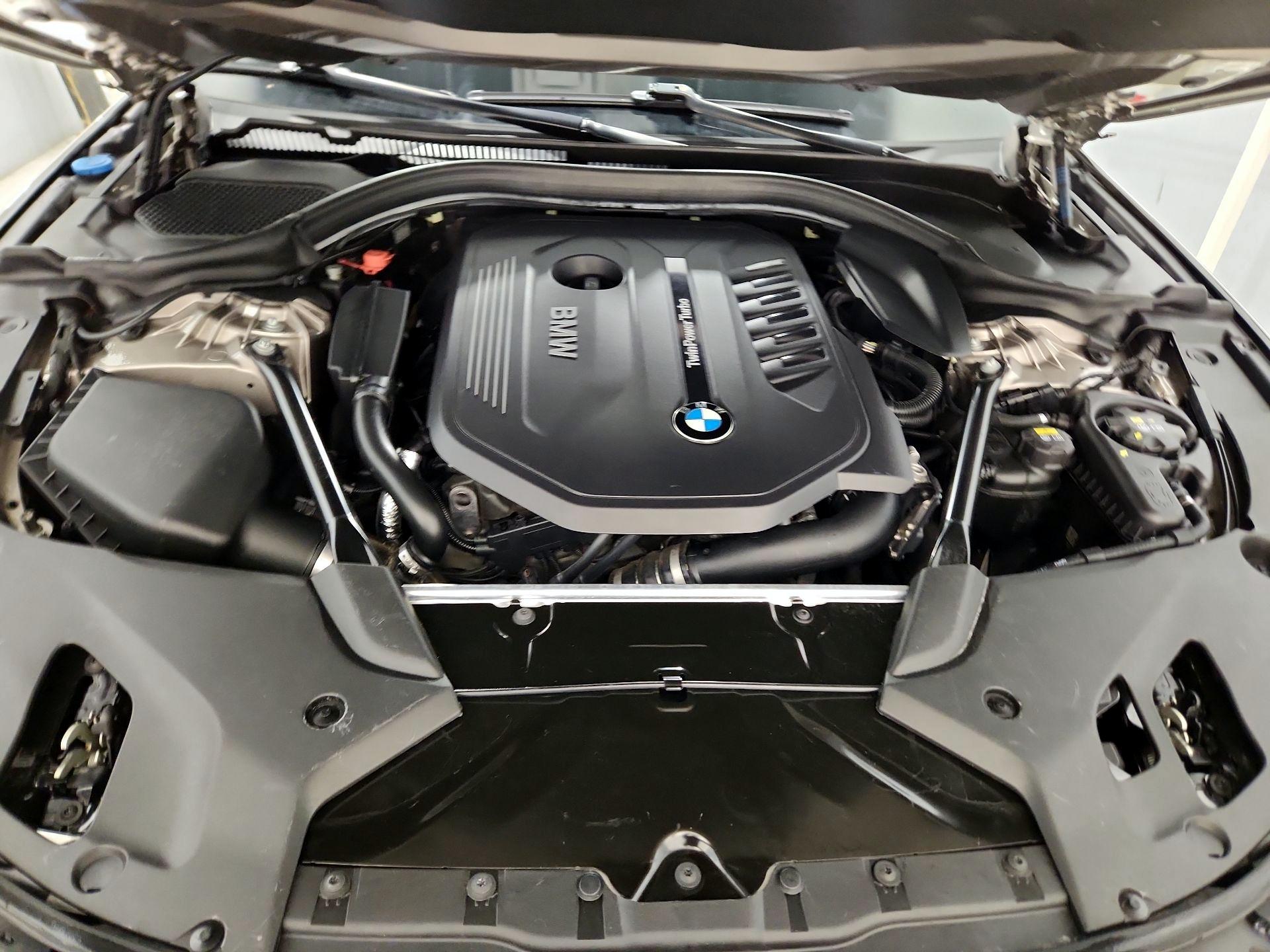 Thumbnail: 2017 BMW 5 Series - 20