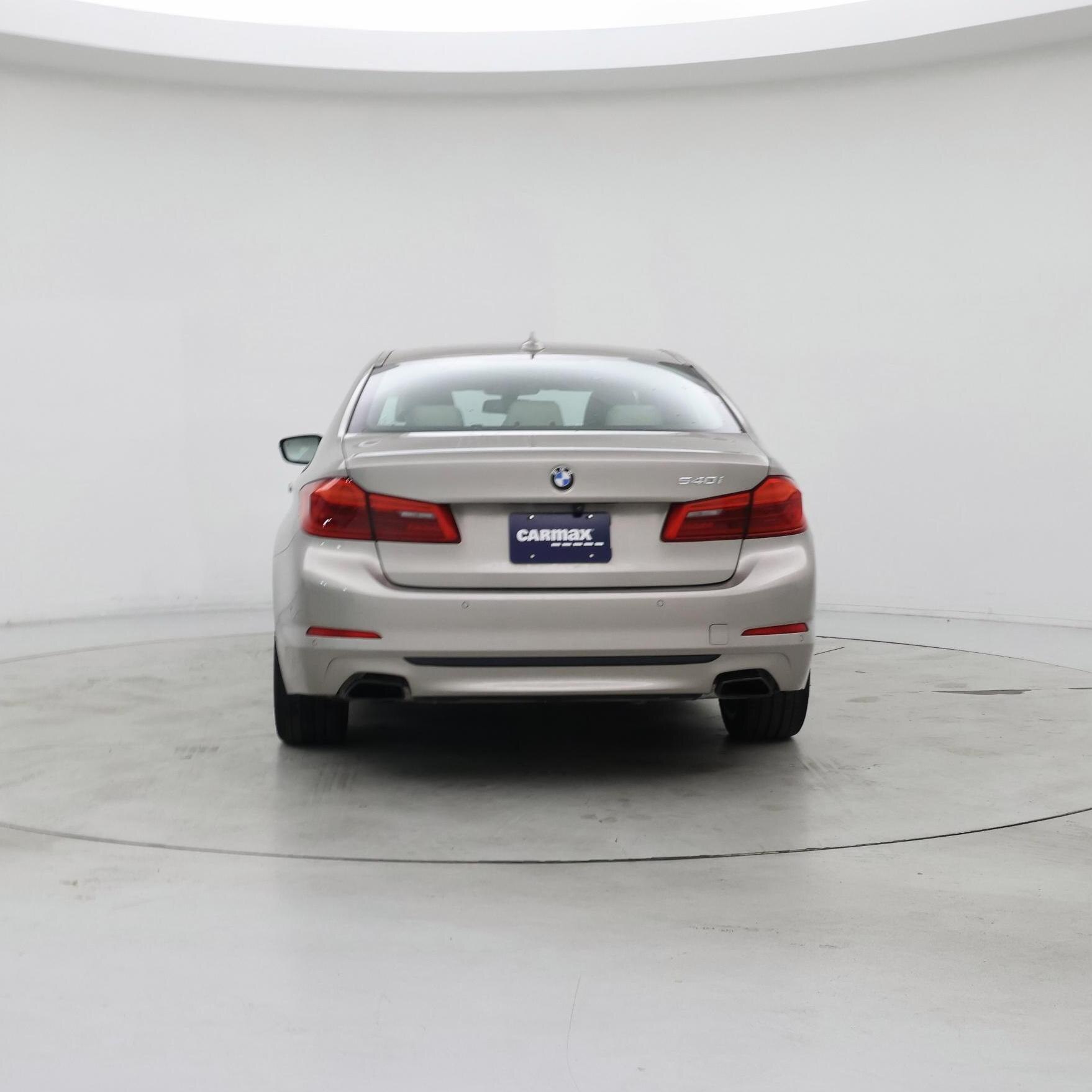 Thumbnail: 2017 BMW 5 Series - 6