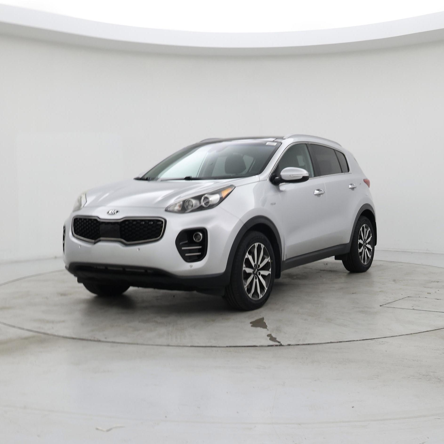 Thumbnail: 2017 Kia Sportage - 4