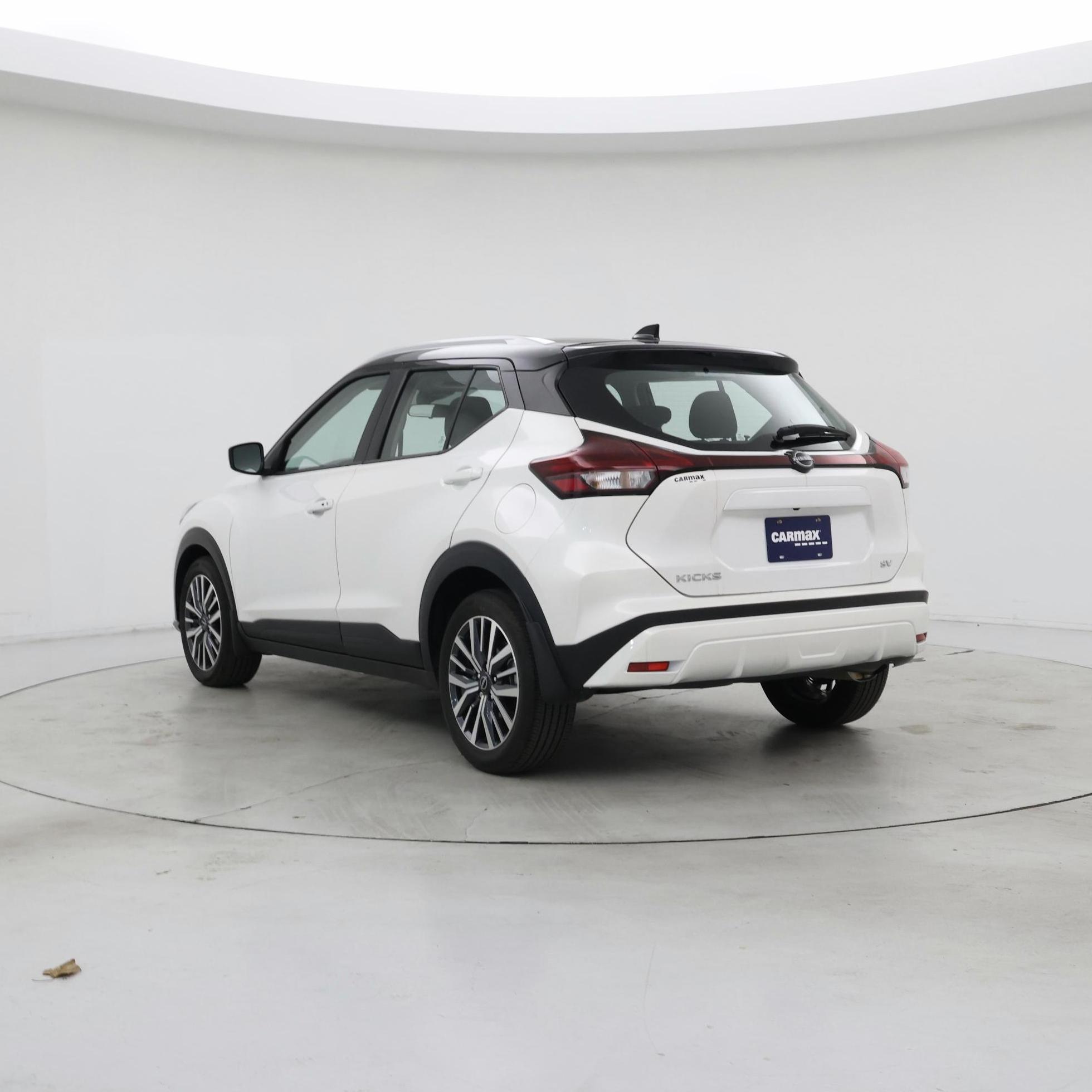 Thumbnail: 2024 Nissan Kicks - 2