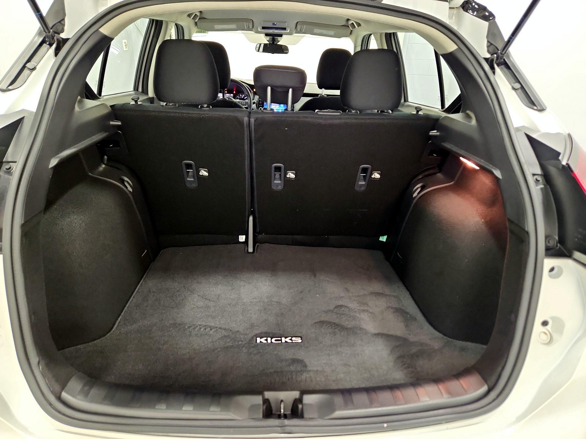 Thumbnail: 2024 Nissan Kicks - 19