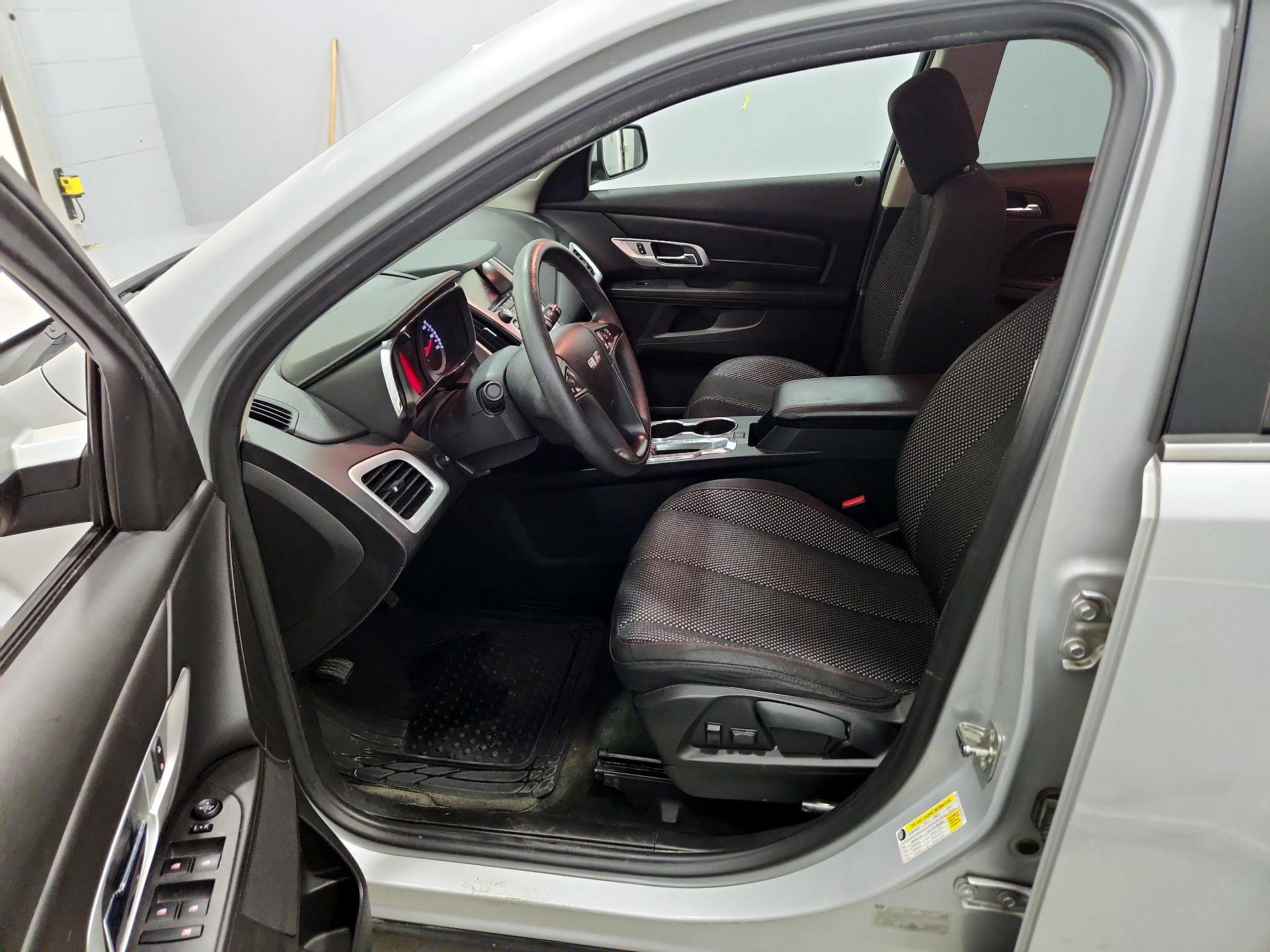 Thumbnail: 2017 GMC Terrain - 11