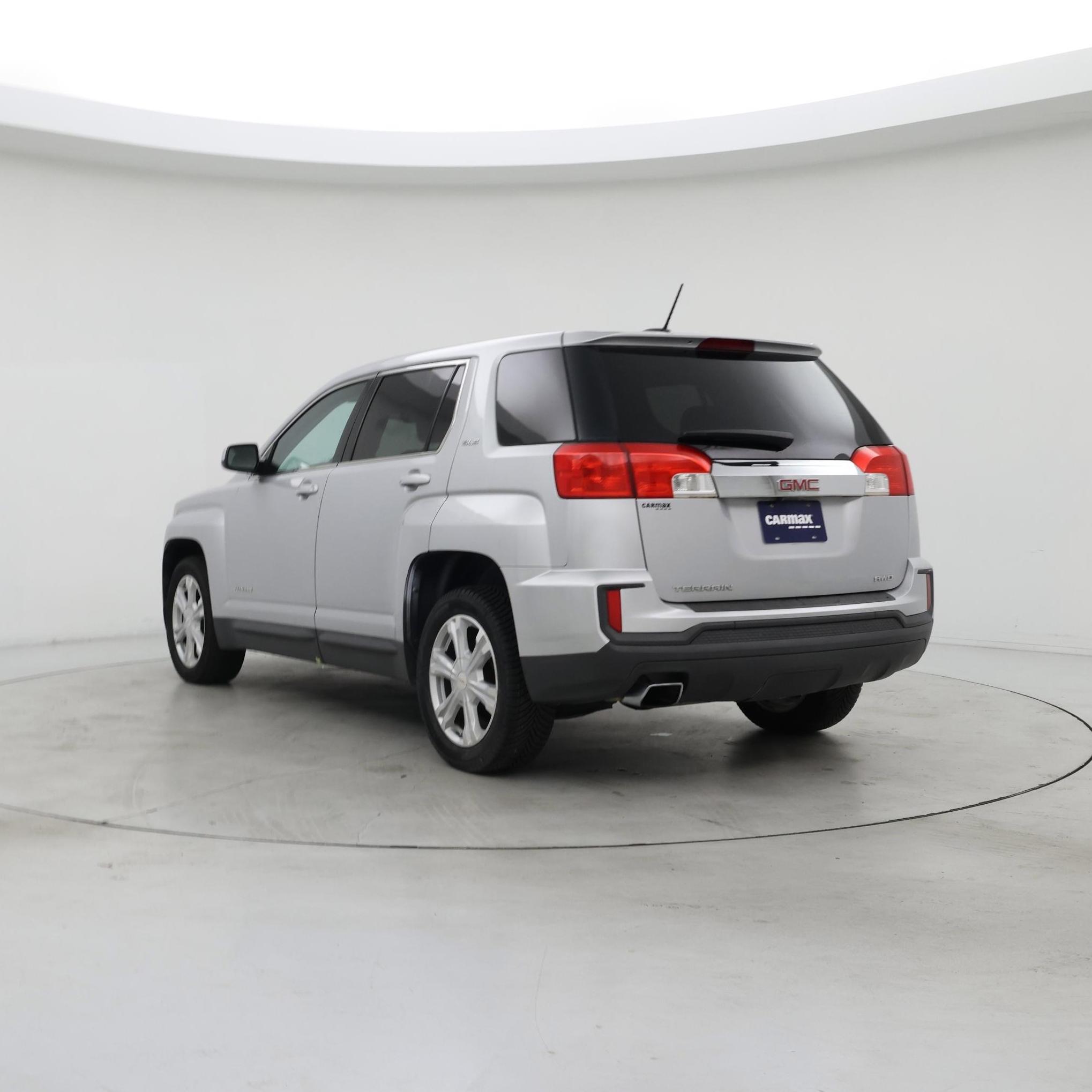 Thumbnail: 2017 GMC Terrain - 2