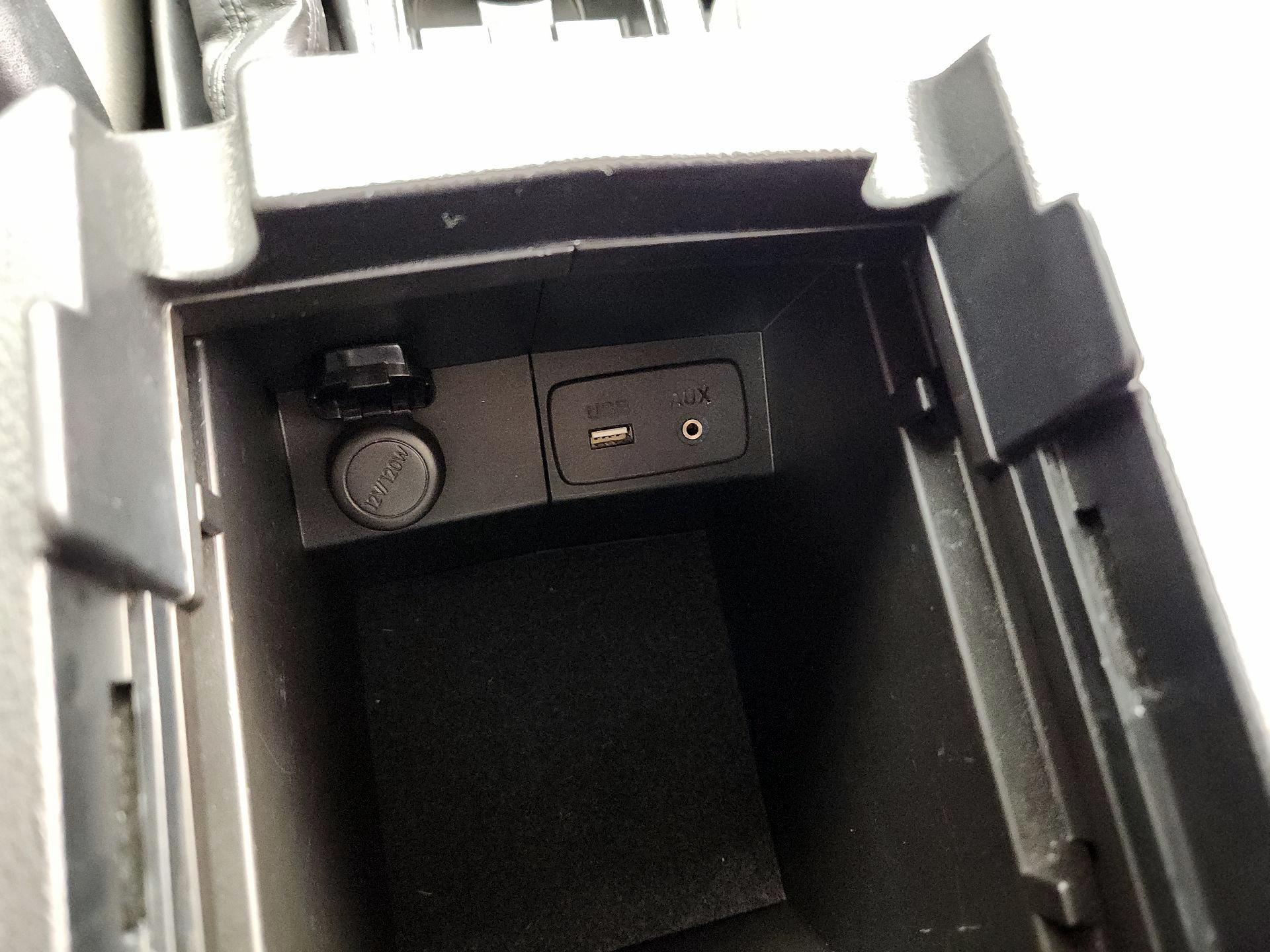 Thumbnail: 2017 Subaru Forester - 18