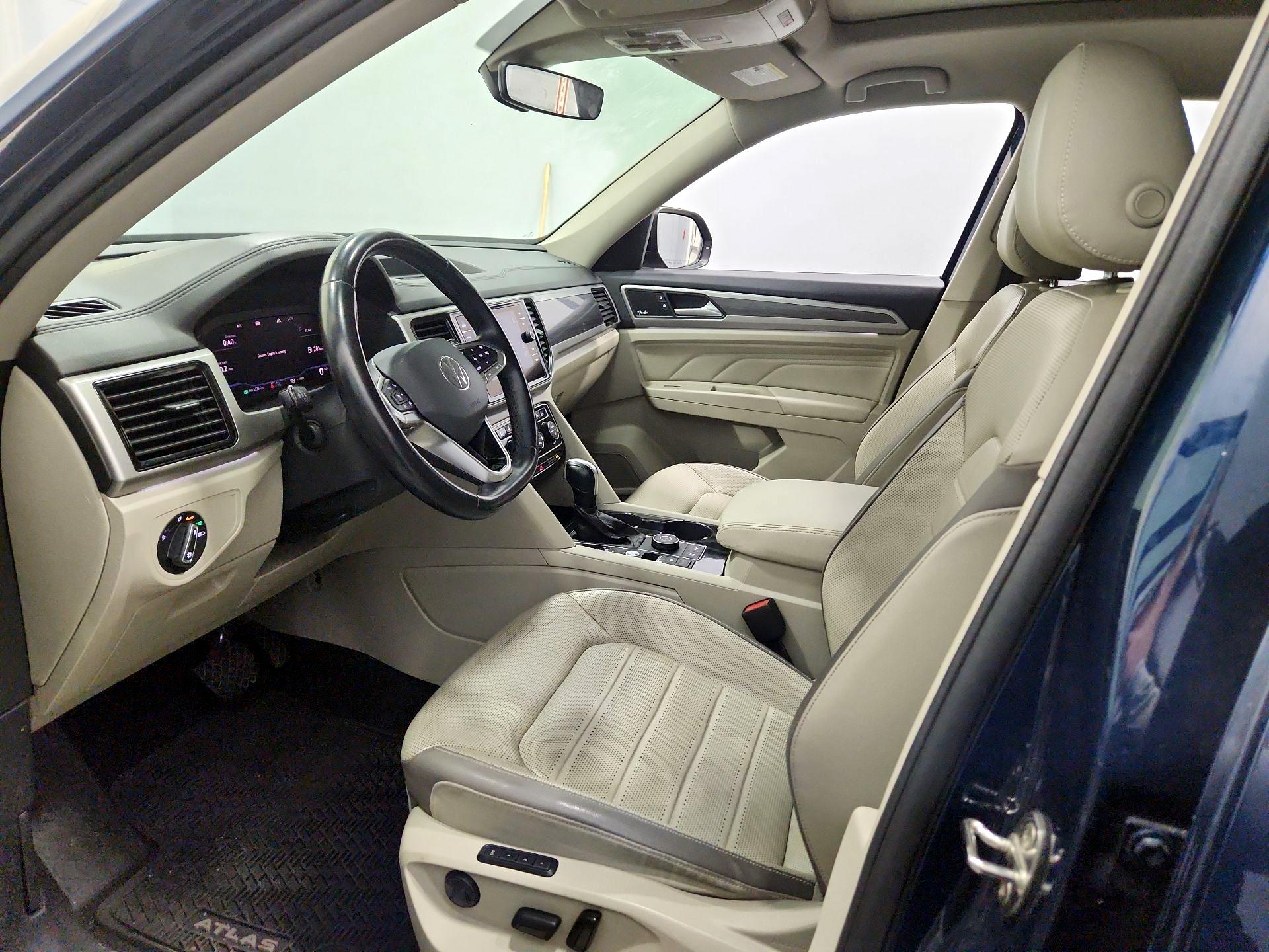 Thumbnail: 2021 Volkswagen Atlas - 11