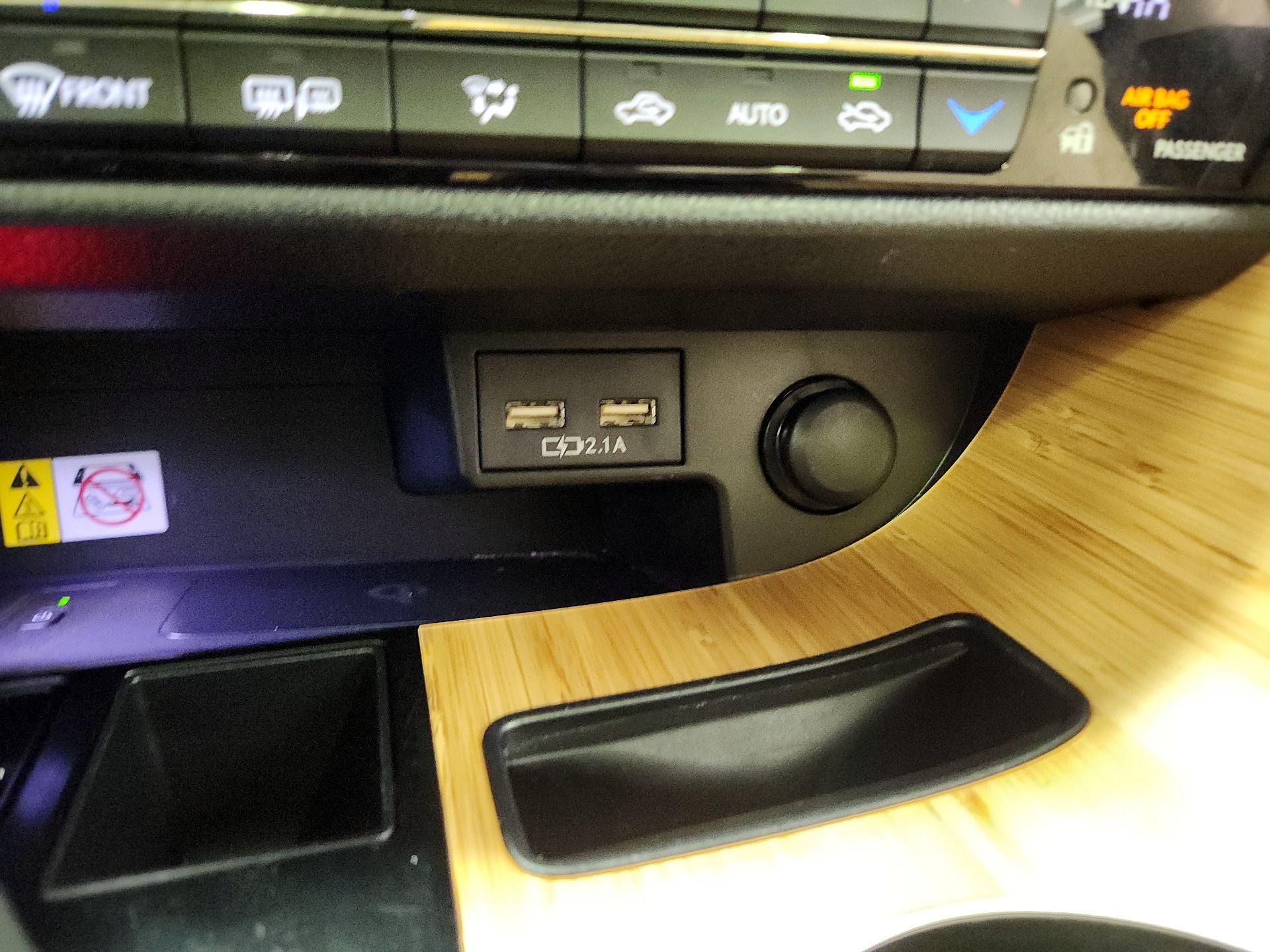 Thumbnail: 2022 Lexus RX - 19