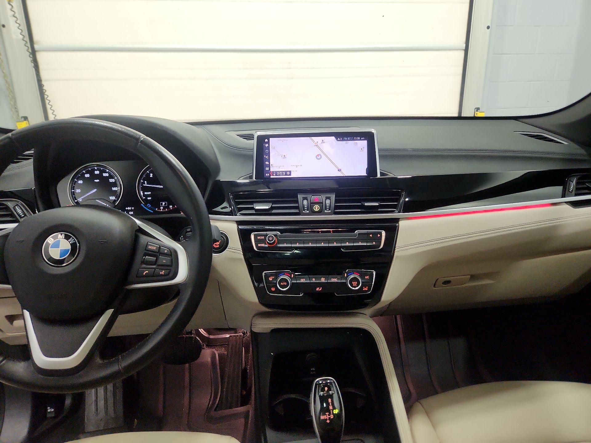 Thumbnail: 2020 BMW X1 - 9