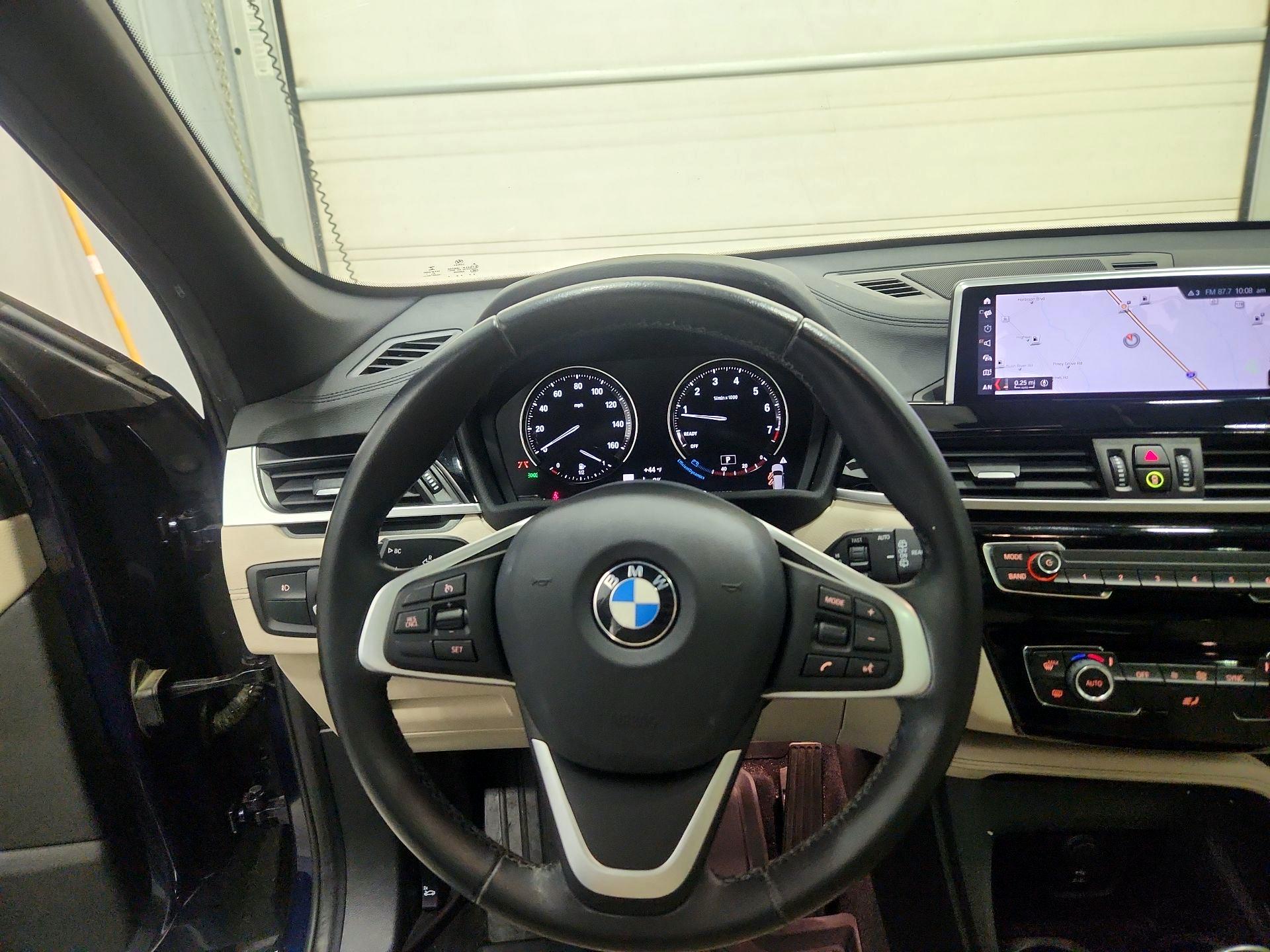 Thumbnail: 2020 BMW X1 - 10