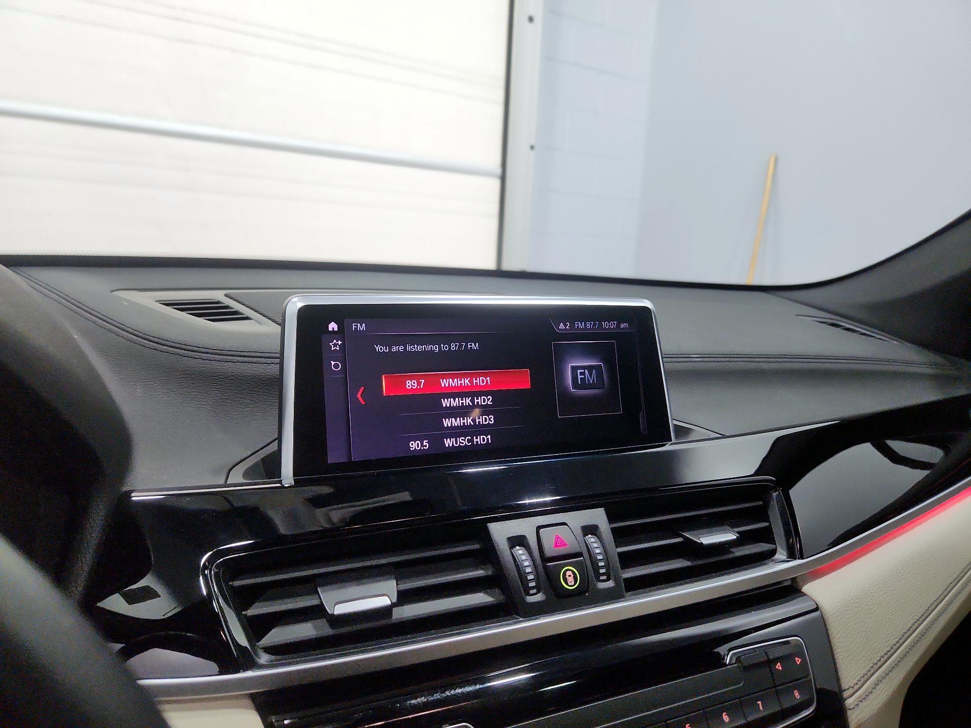 Thumbnail: 2020 BMW X1 - 16