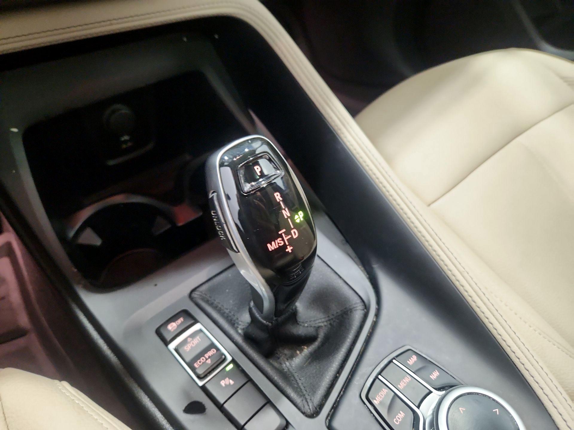 Thumbnail: 2020 BMW X1 - 18