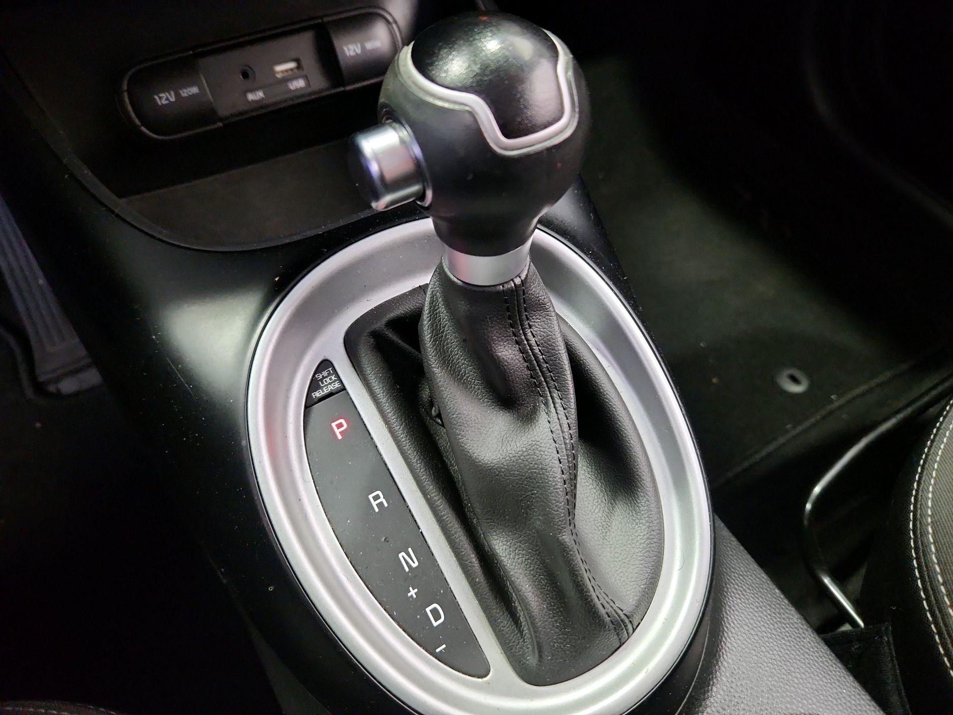 Thumbnail: 2016 Kia Soul - 16