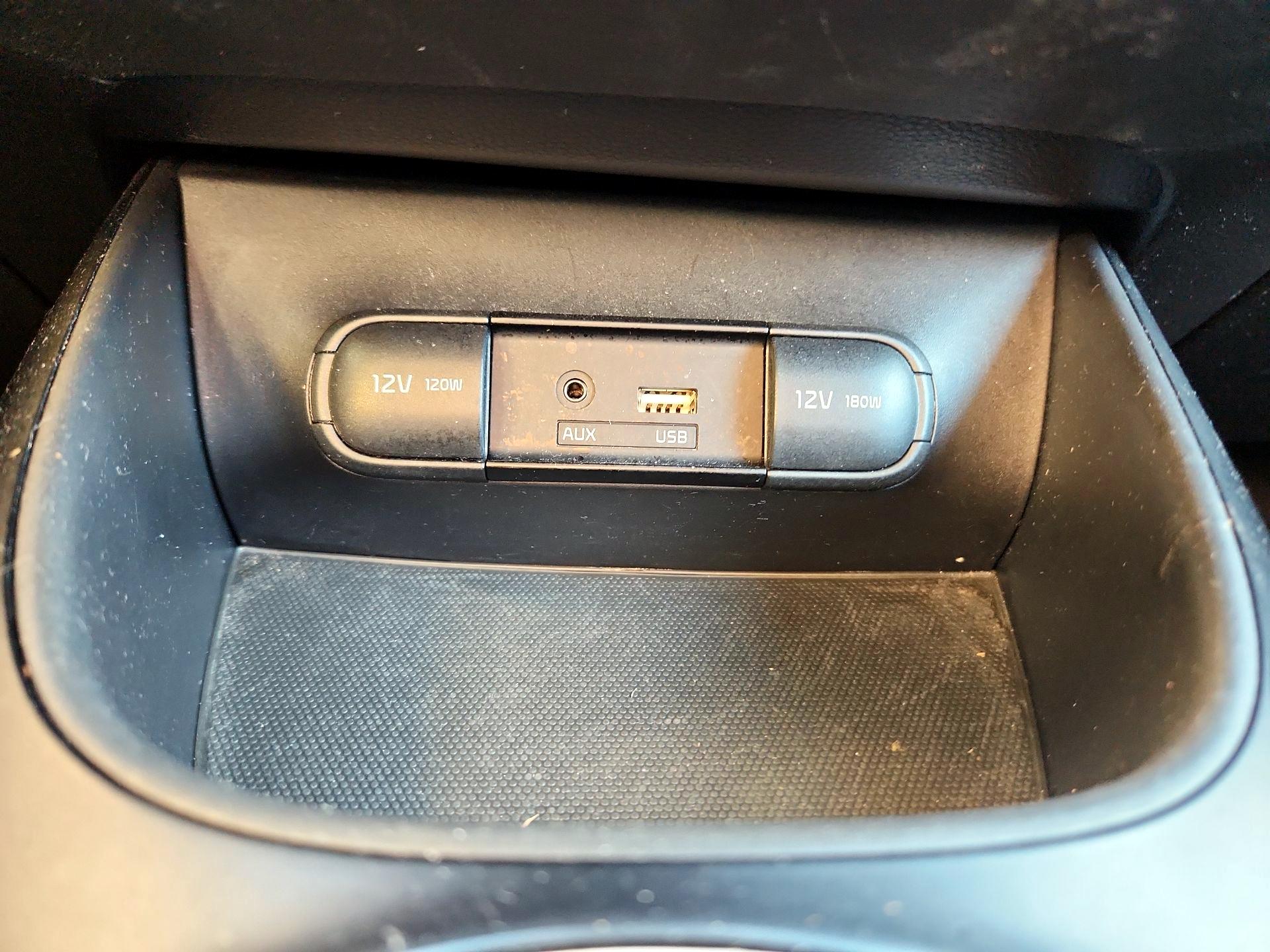 Thumbnail: 2016 Kia Soul - 17