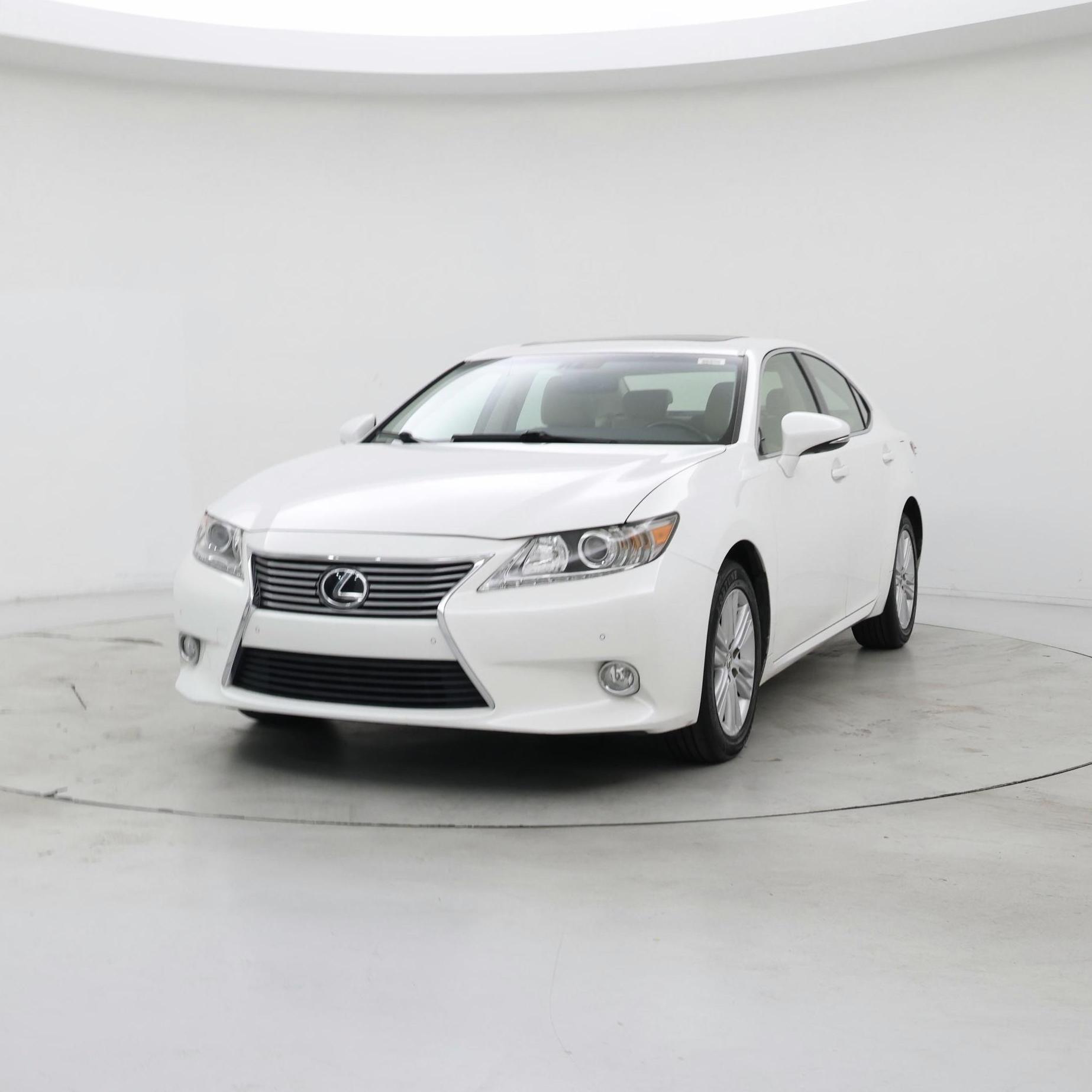 Thumbnail: 2015 Lexus ES - 4