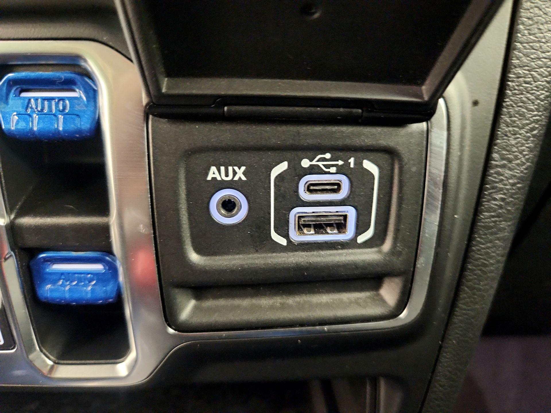 Thumbnail: 2023 Jeep Wrangler - 16