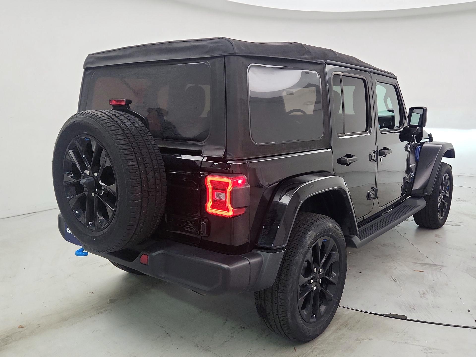 Thumbnail: 2023 Jeep Wrangler - 5