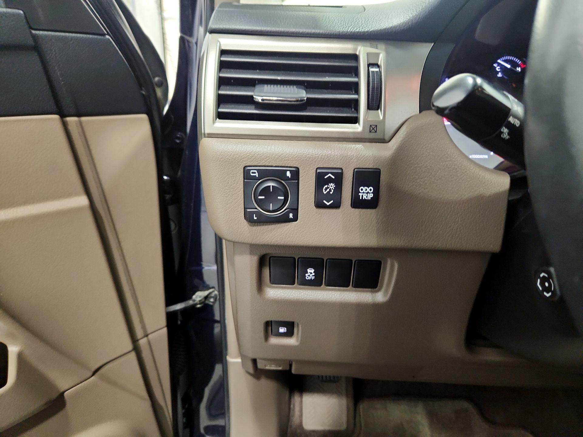 Thumbnail: 2018 Lexus GX - 13