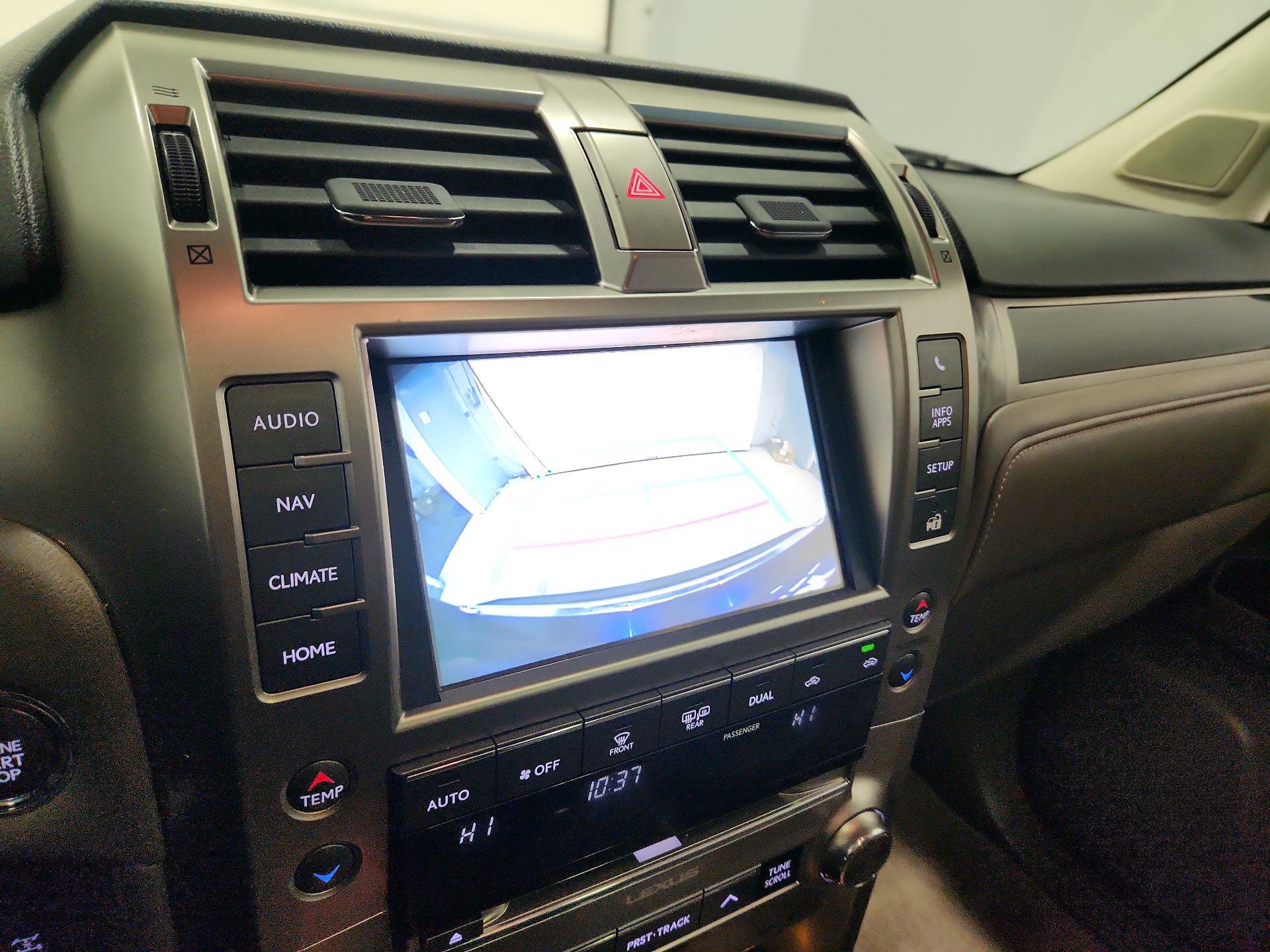 Thumbnail: 2018 Lexus GX - 15