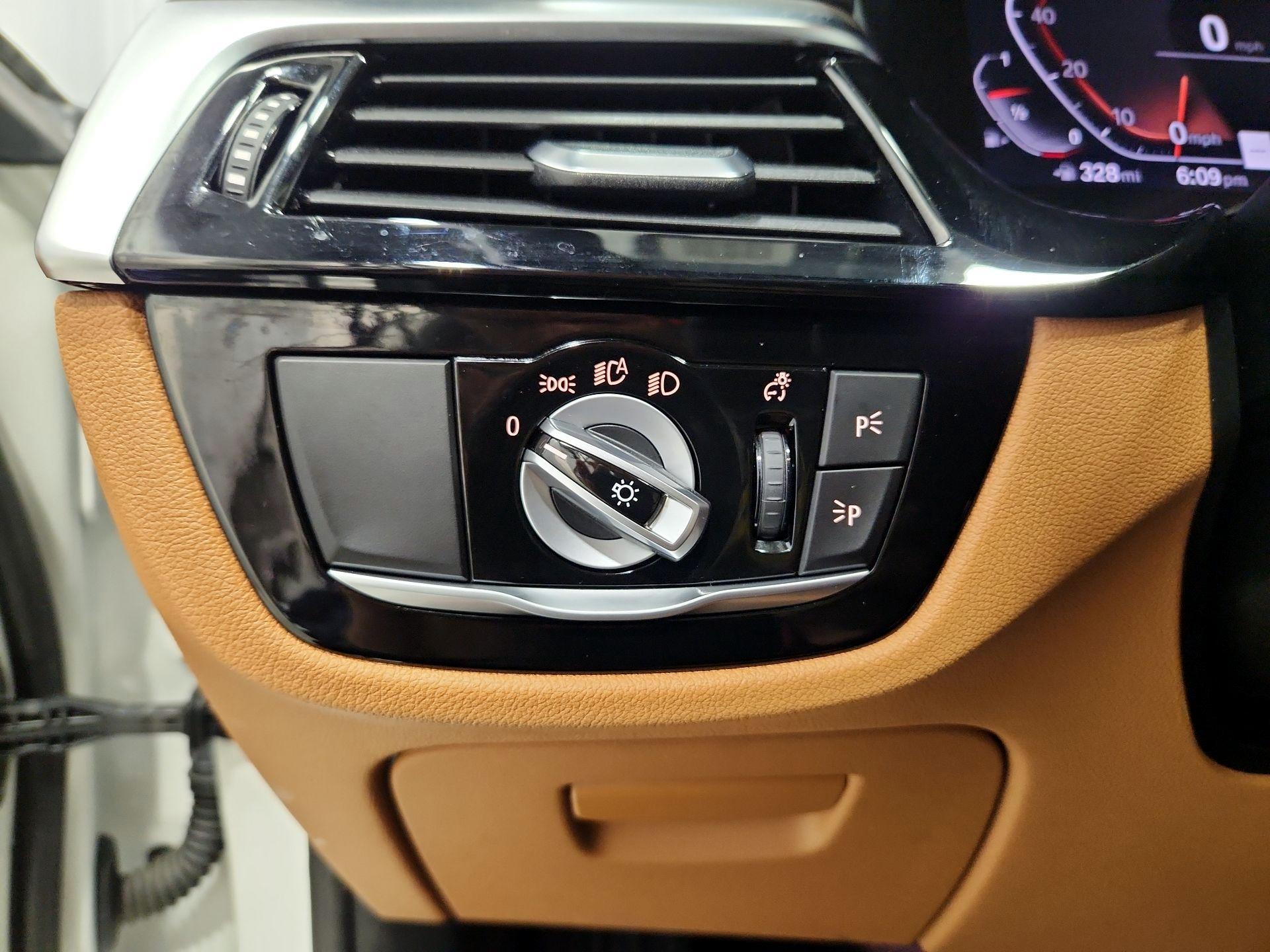 Thumbnail: 2022 BMW 5 Series - 13