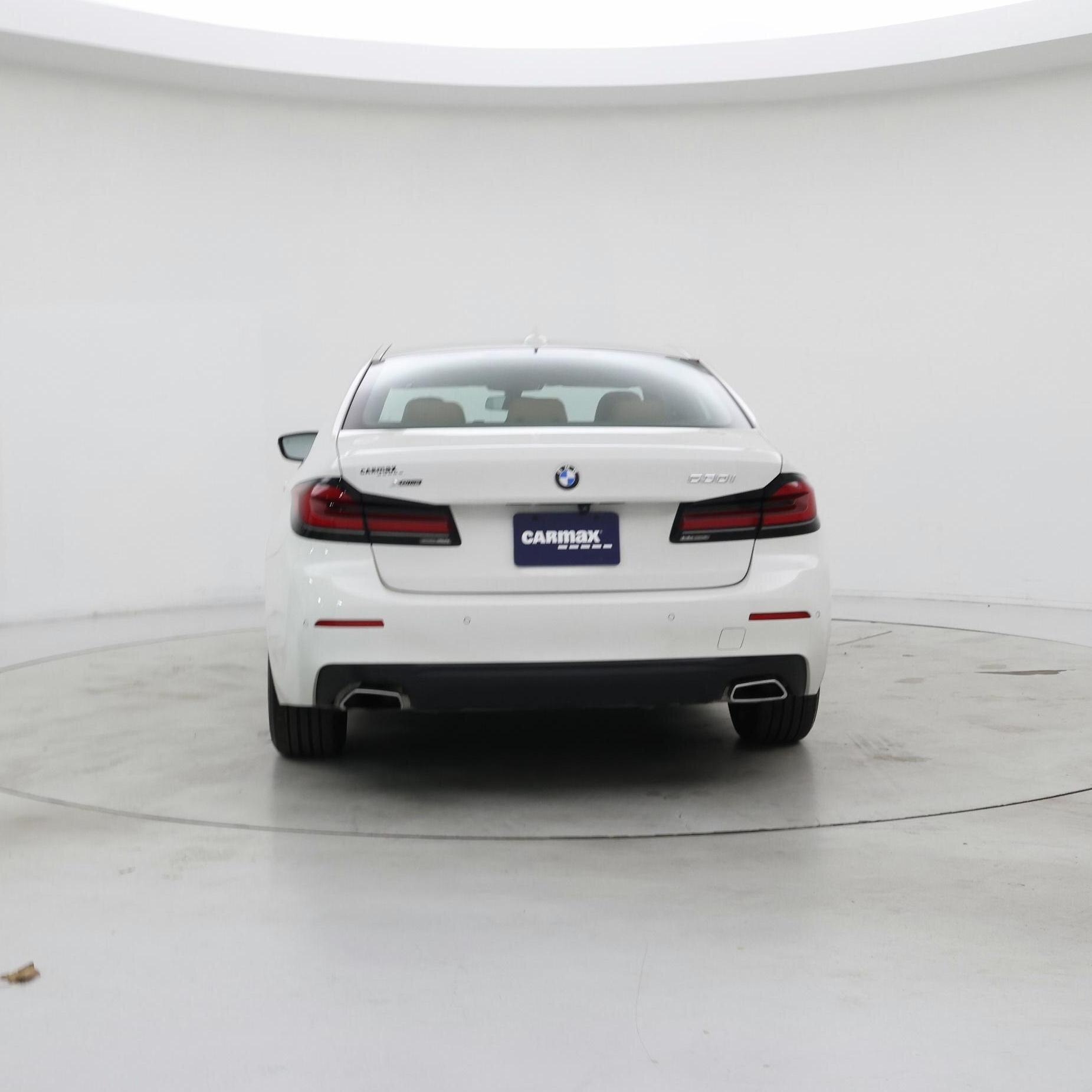 Thumbnail: 2022 BMW 5 Series - 6