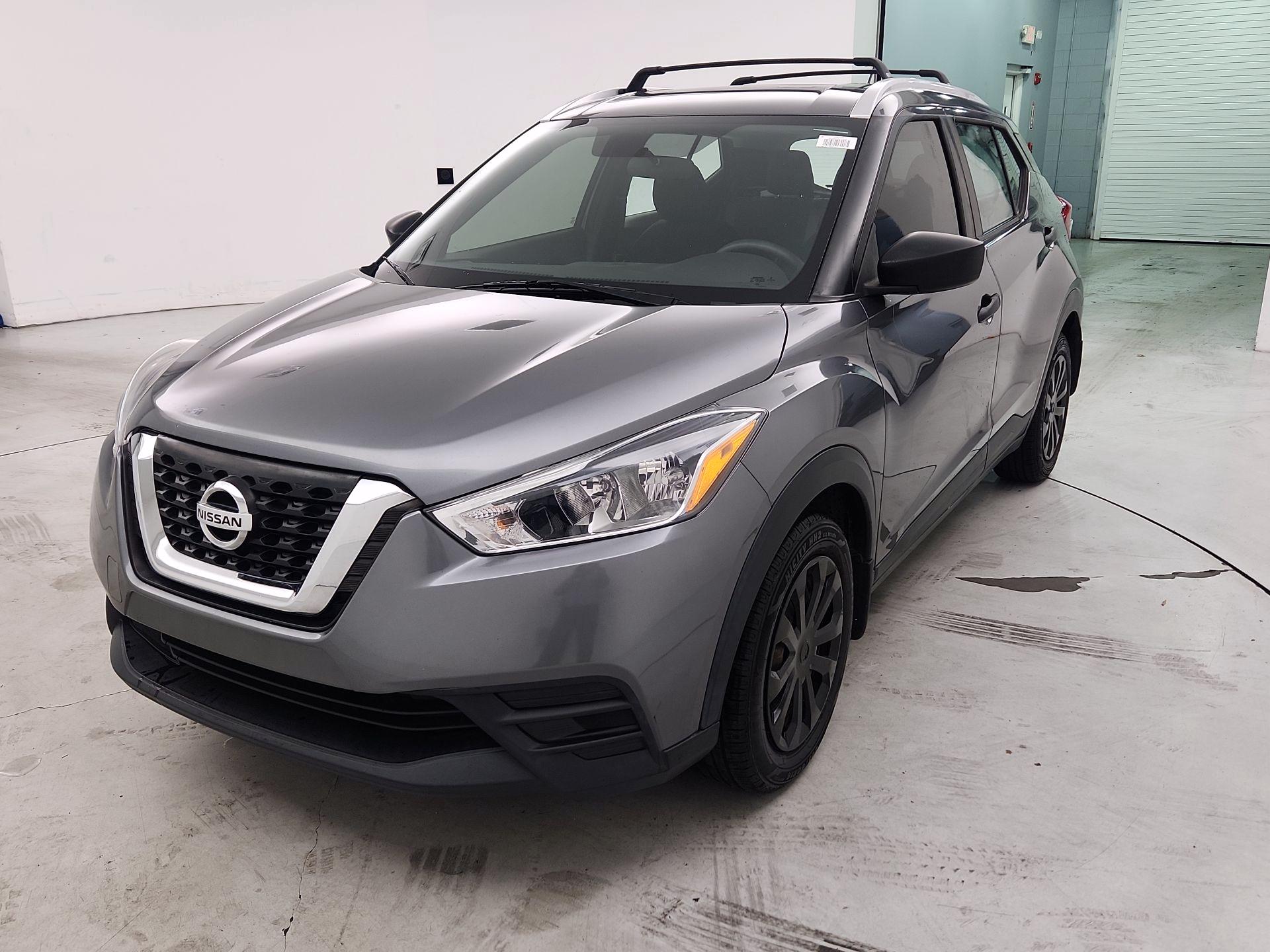 Thumbnail: 2019 Nissan Kicks - 3