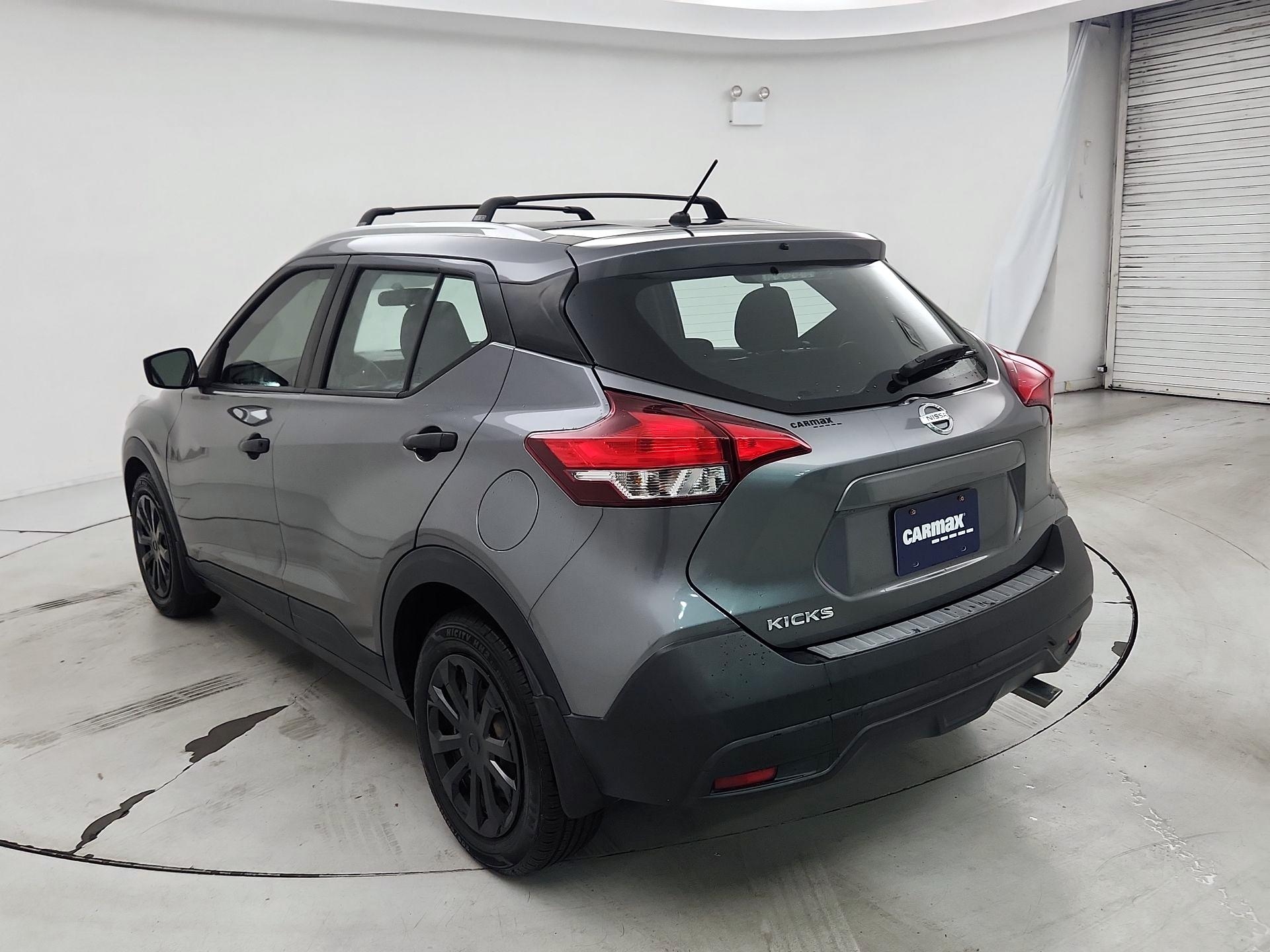 Thumbnail: 2019 Nissan Kicks - 7
