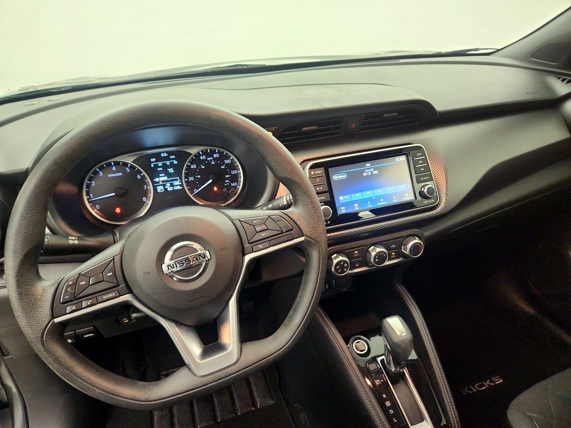 Thumbnail: 2019 Nissan Kicks - 8