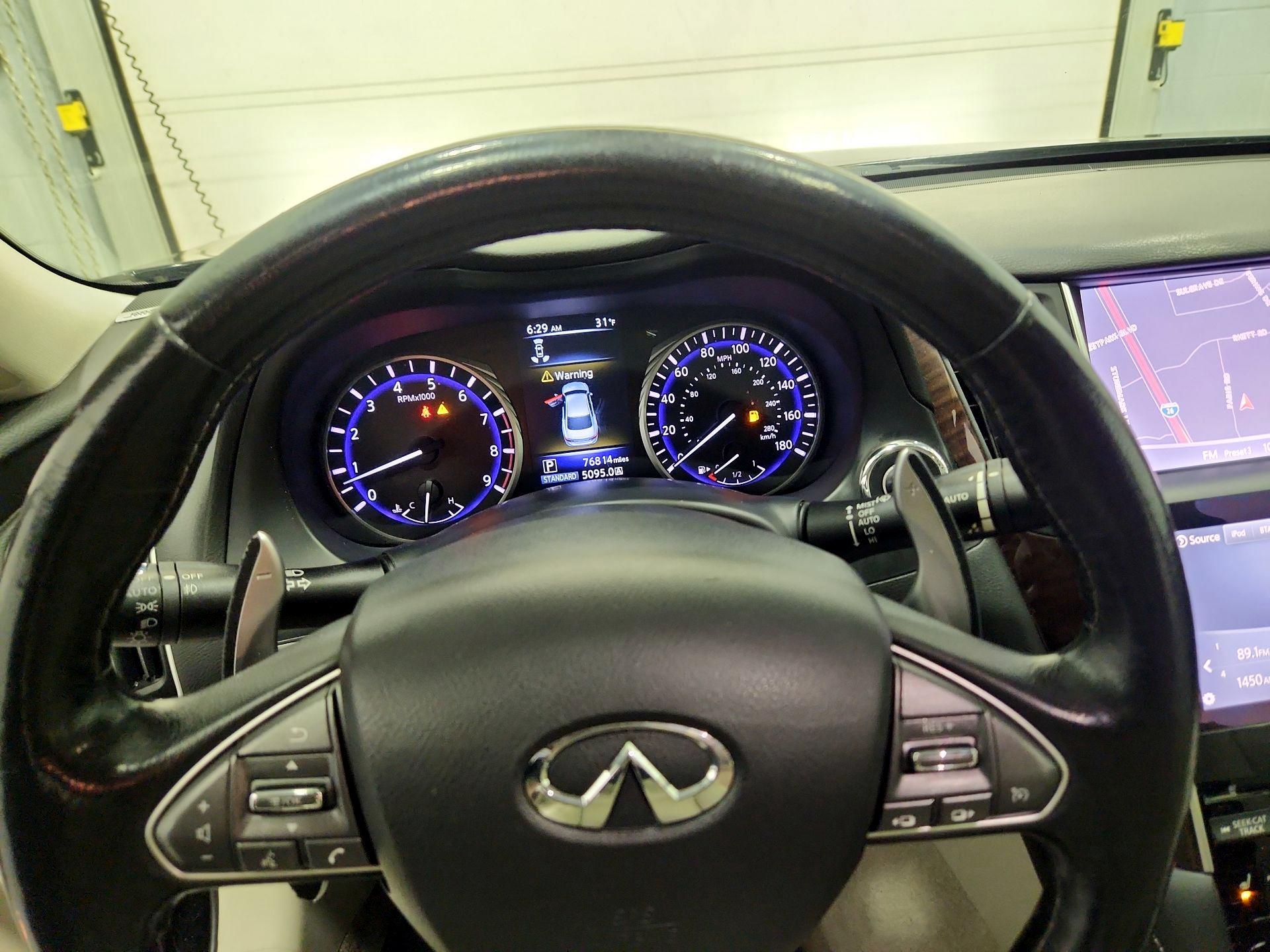 Thumbnail: 2016 INFINITI Q50 - 10