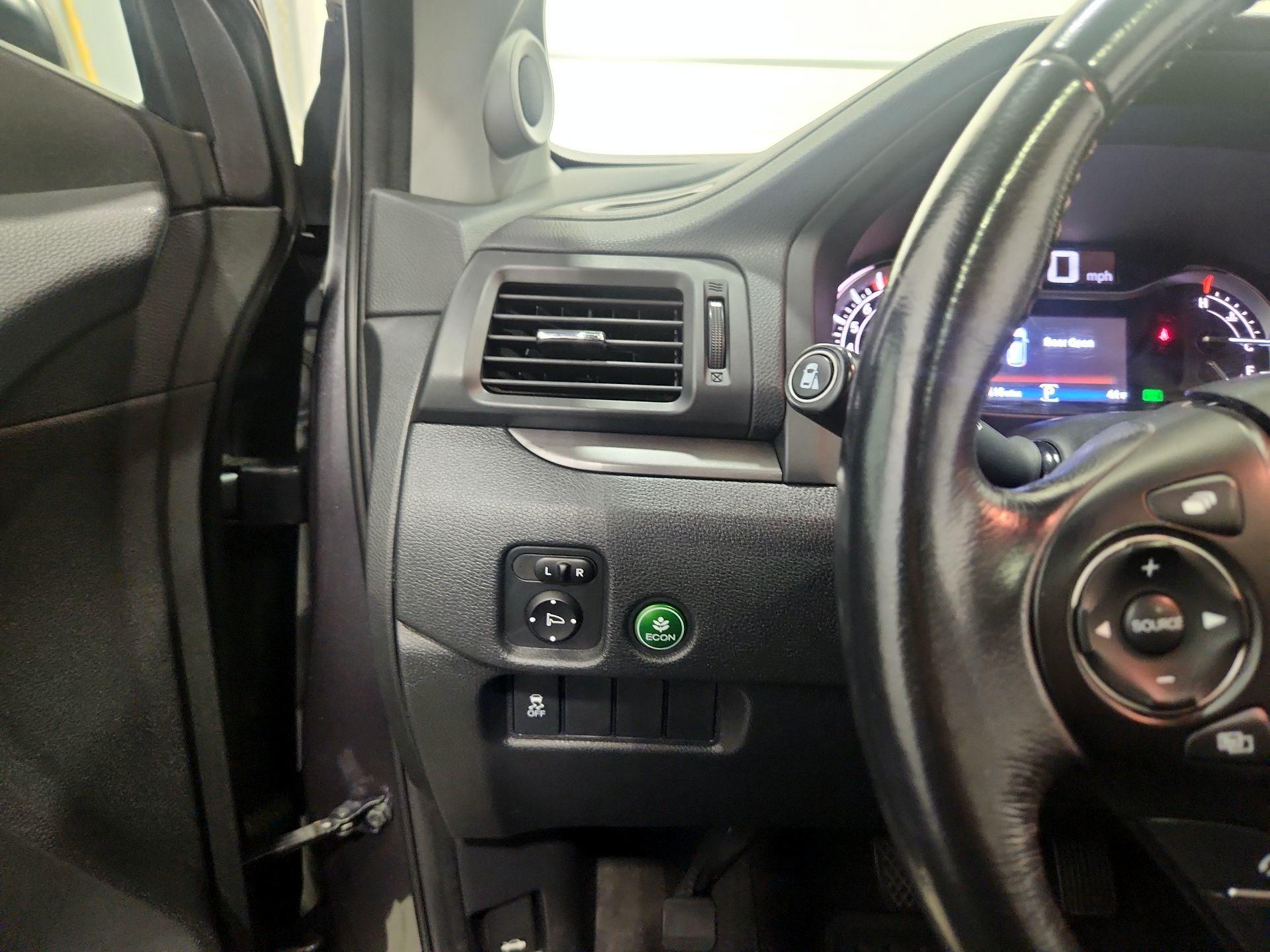 Thumbnail: 2016 Honda Pilot - 13