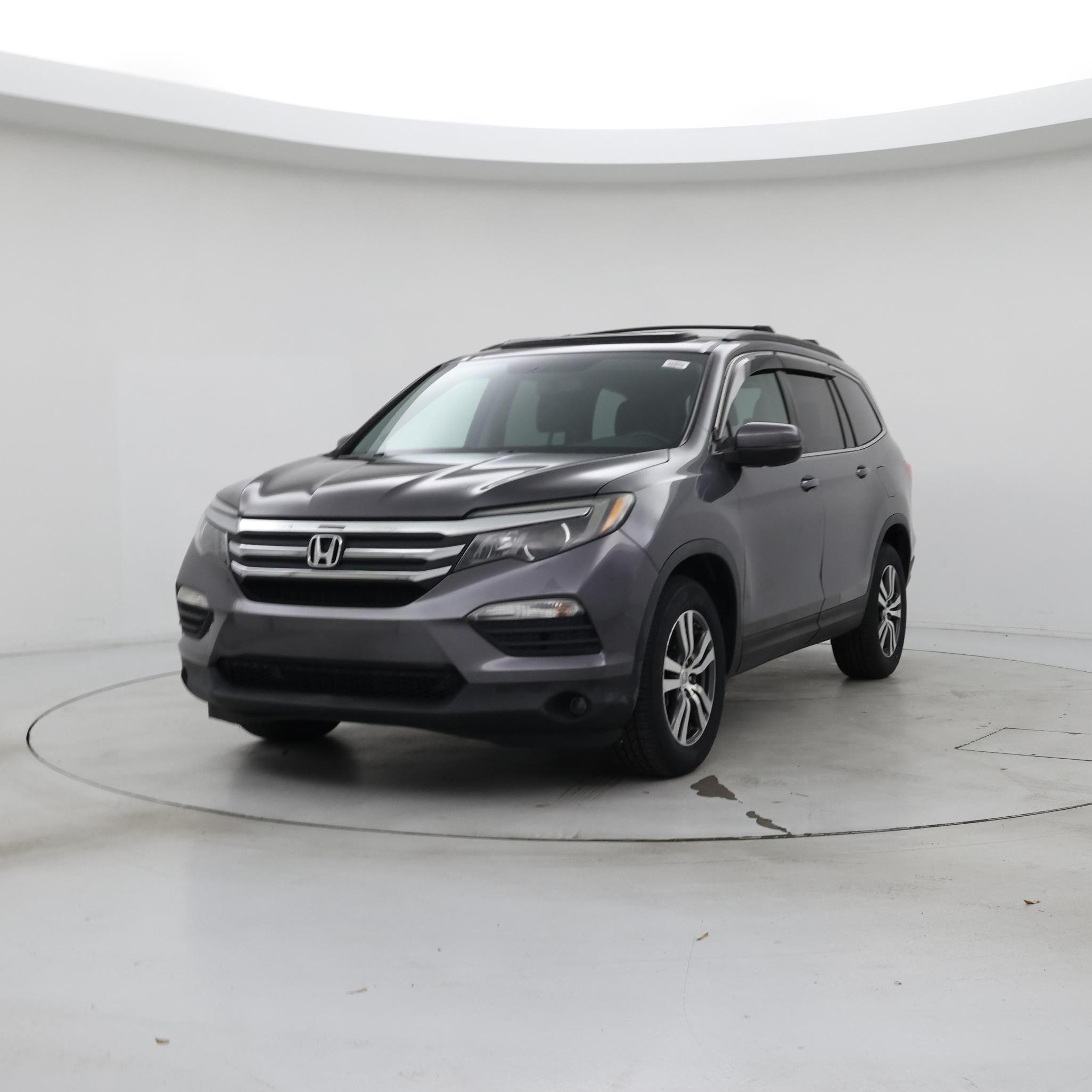 Thumbnail: 2016 Honda Pilot - 4