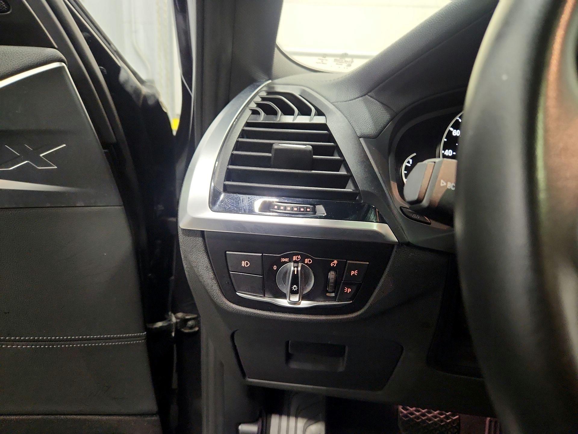 Thumbnail: 2020 BMW X3 - 13