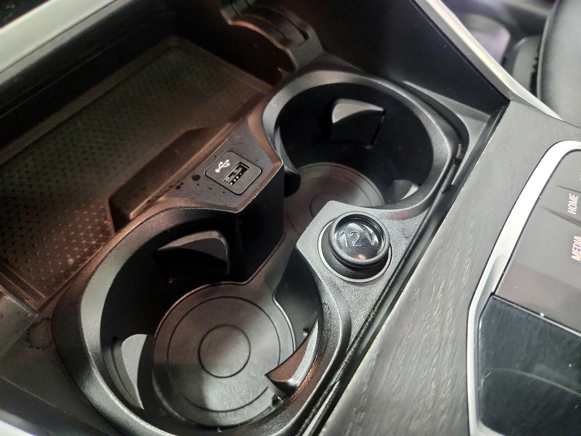 Thumbnail: 2021 BMW 3 Series - 19