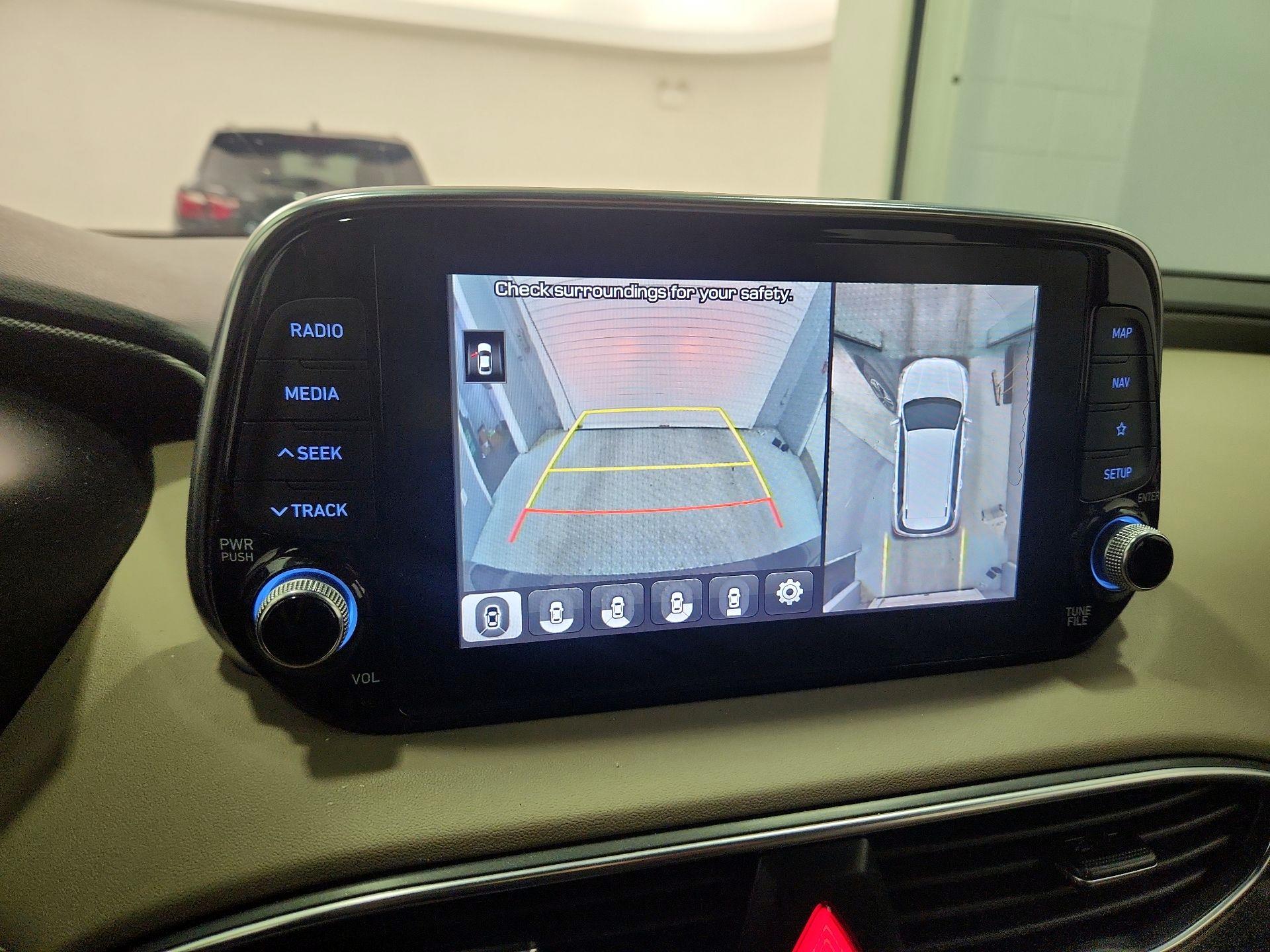 Thumbnail: 2020 Hyundai Santa Fe - 15