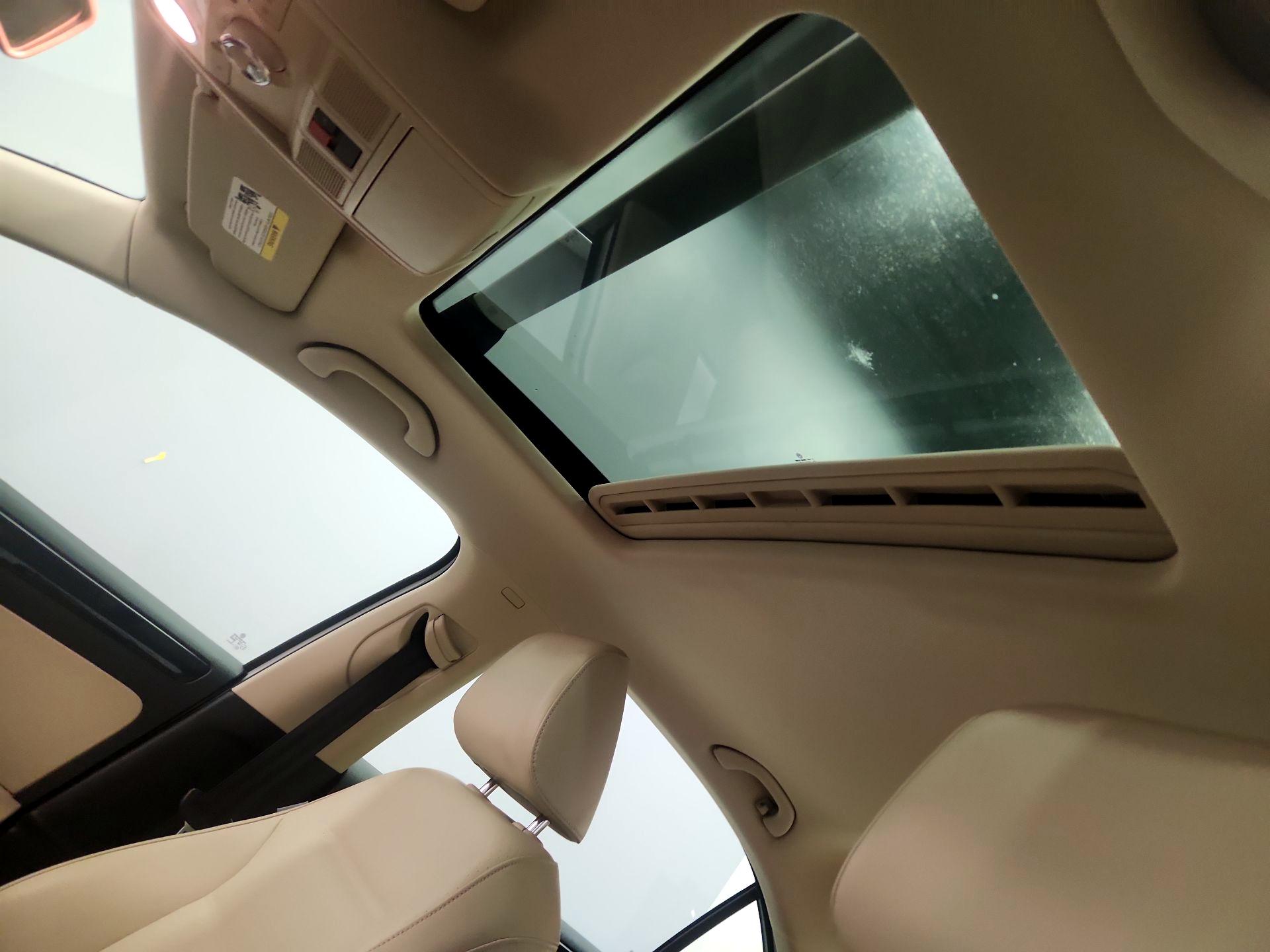 Thumbnail: 2016 Volkswagen Jetta - 18