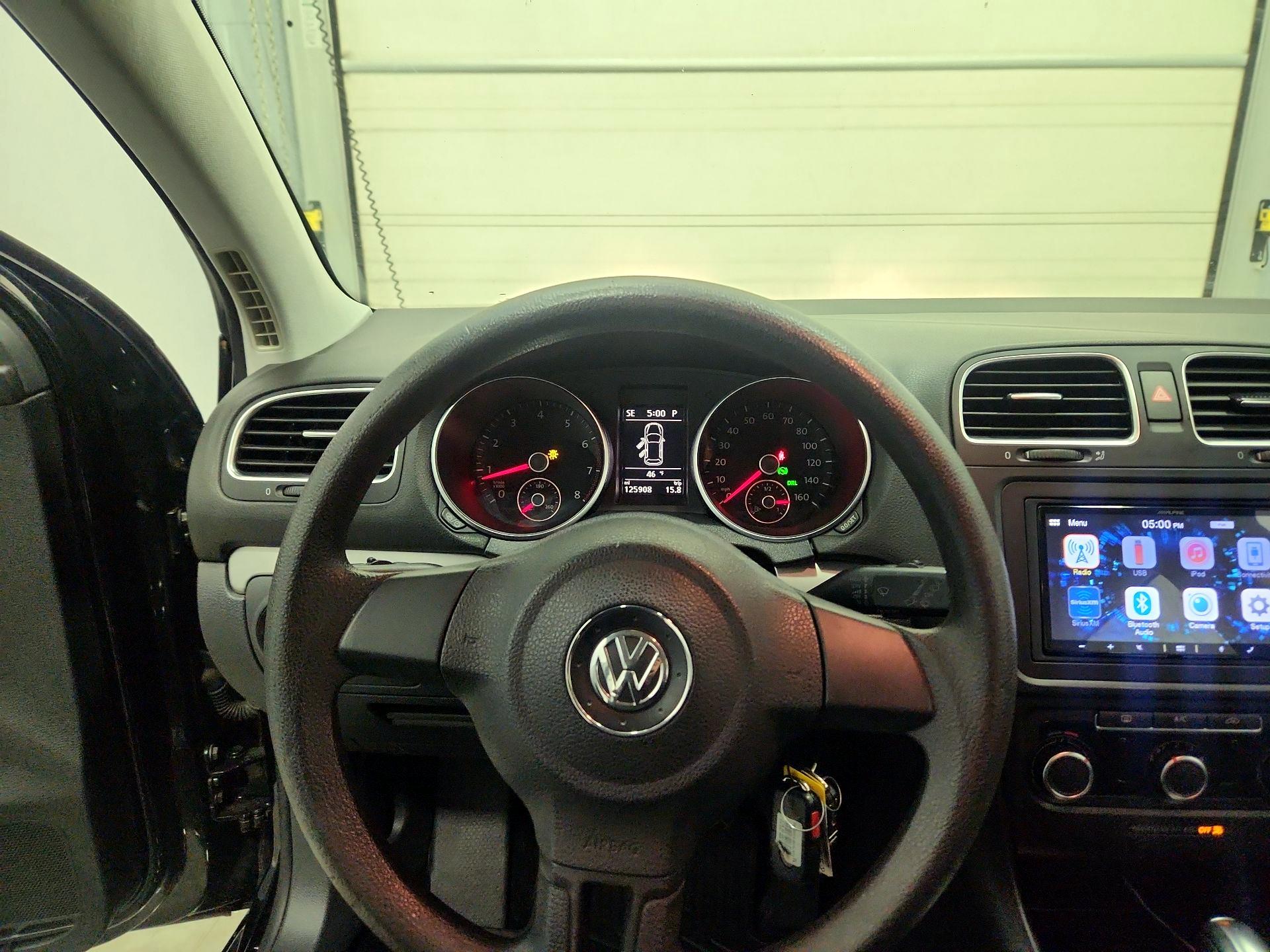 Thumbnail: 2014 Volkswagen Golf - 10