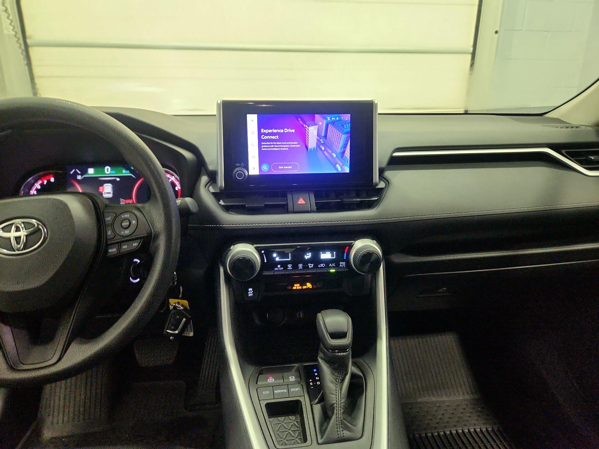 Thumbnail: 2023 Toyota RAV4 - 9