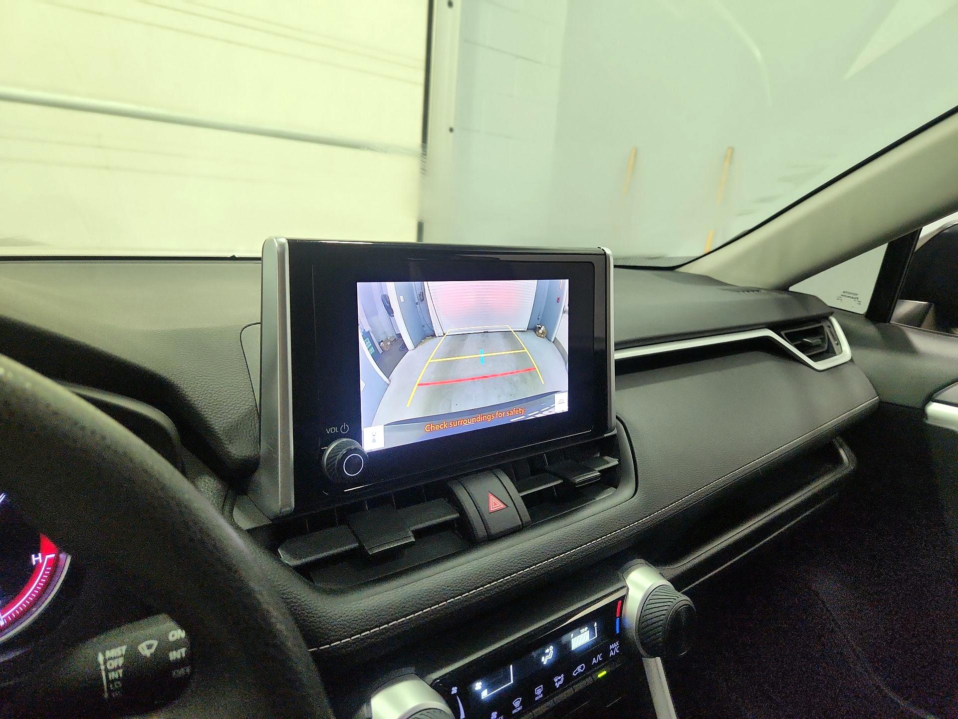 Thumbnail: 2023 Toyota RAV4 - 15