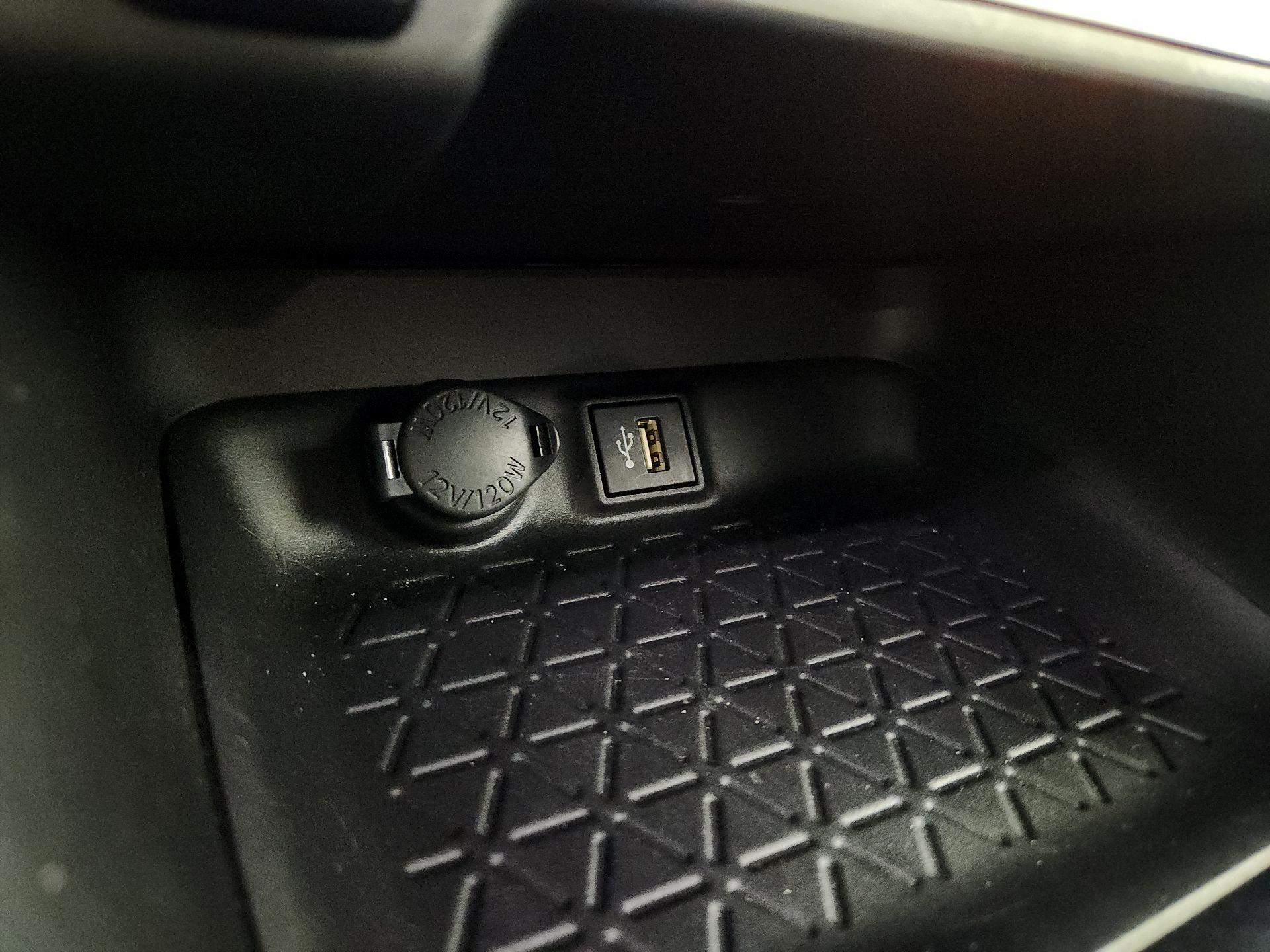 Thumbnail: 2023 Toyota RAV4 - 19