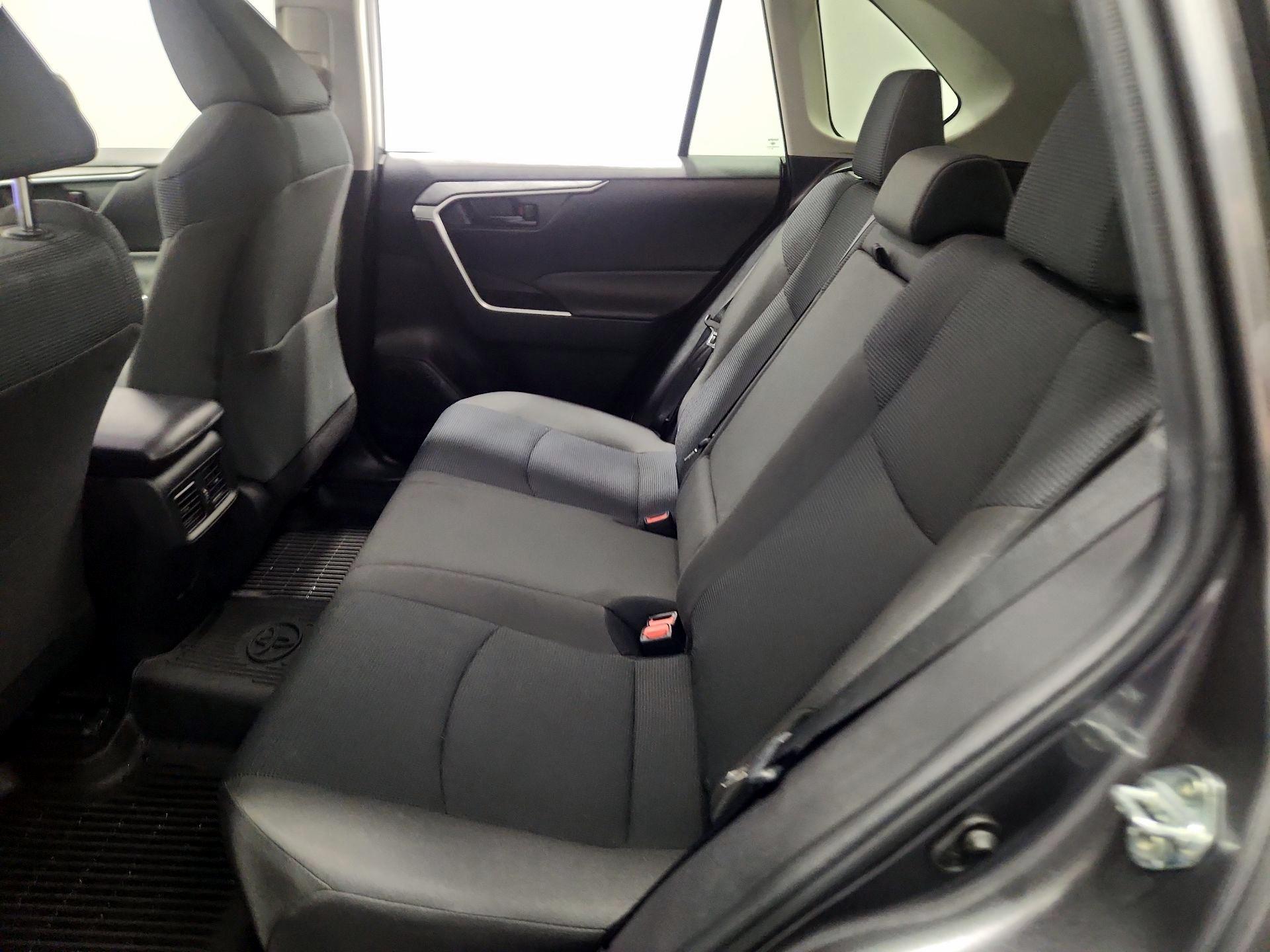 Thumbnail: 2023 Toyota RAV4 - 20