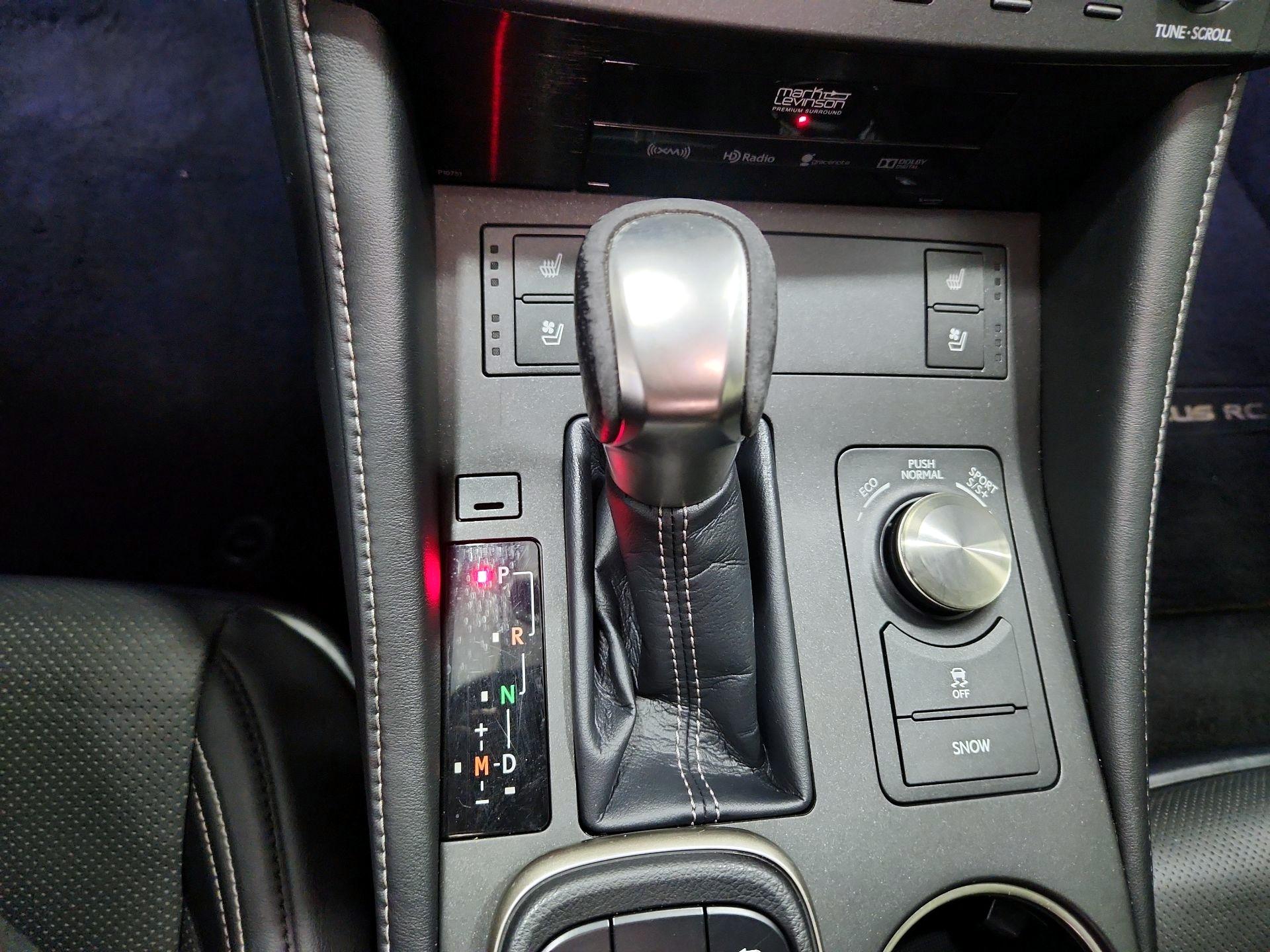 Thumbnail: 2017 Lexus RC - 17